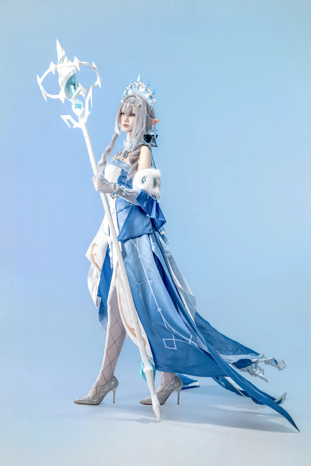 【冰之女皇cos】至冬的威嚴與清冷 - 第 1 張