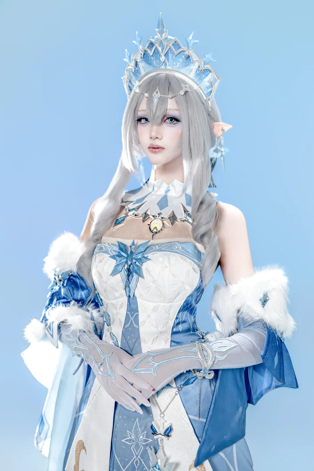 【冰之女皇cos】至冬的威嚴與清冷 - 第 4 張