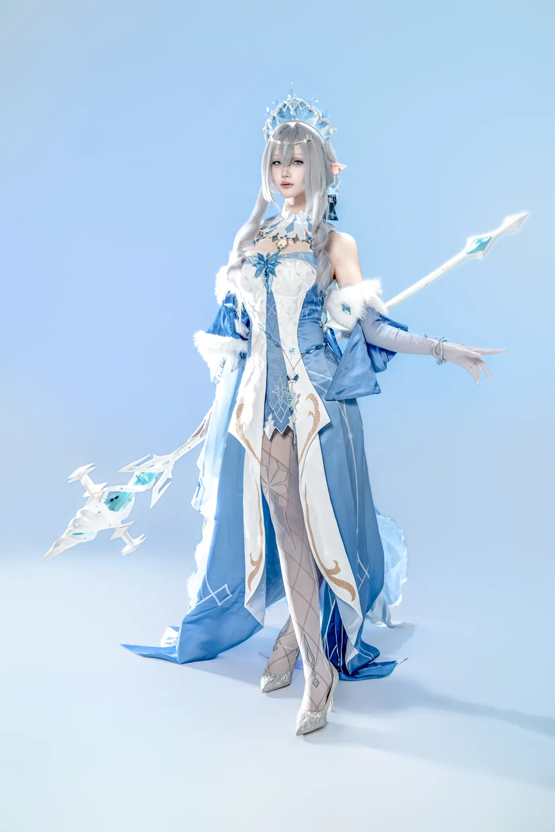 【冰之女皇cos】至冬的威嚴與清冷 - 第 6 張