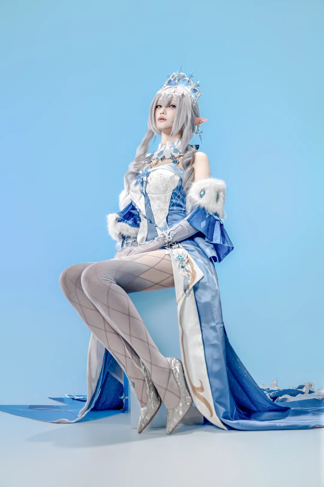 【冰之女皇cos】至冬的威嚴與清冷 - 第 8 張