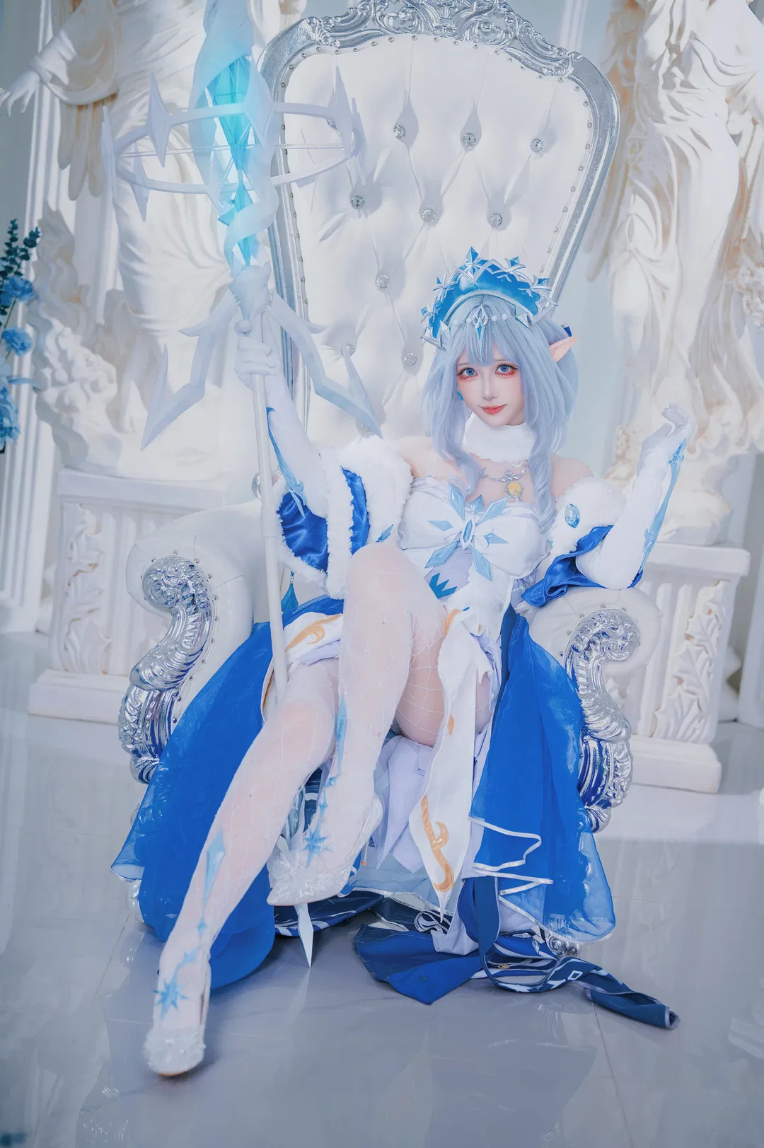 【安娜丝塔夏·费奥多罗夫娜·雪奈茨娜娅cos】原神至冬国冰之女皇 - 第 3 张