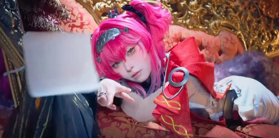 【露帕cos】鸣潮粉色双马尾的机甲少女 - 第 4 张