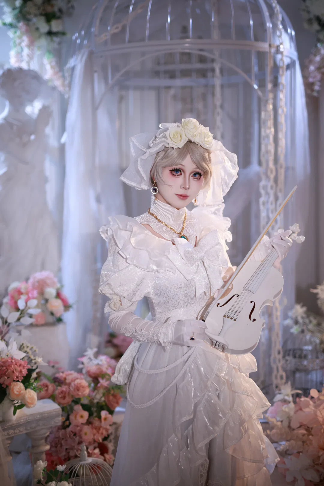 【红夫人cos】第五人格应许之日，白玫瑰与彩绘玻璃的圣洁誓约 - 第 5 张