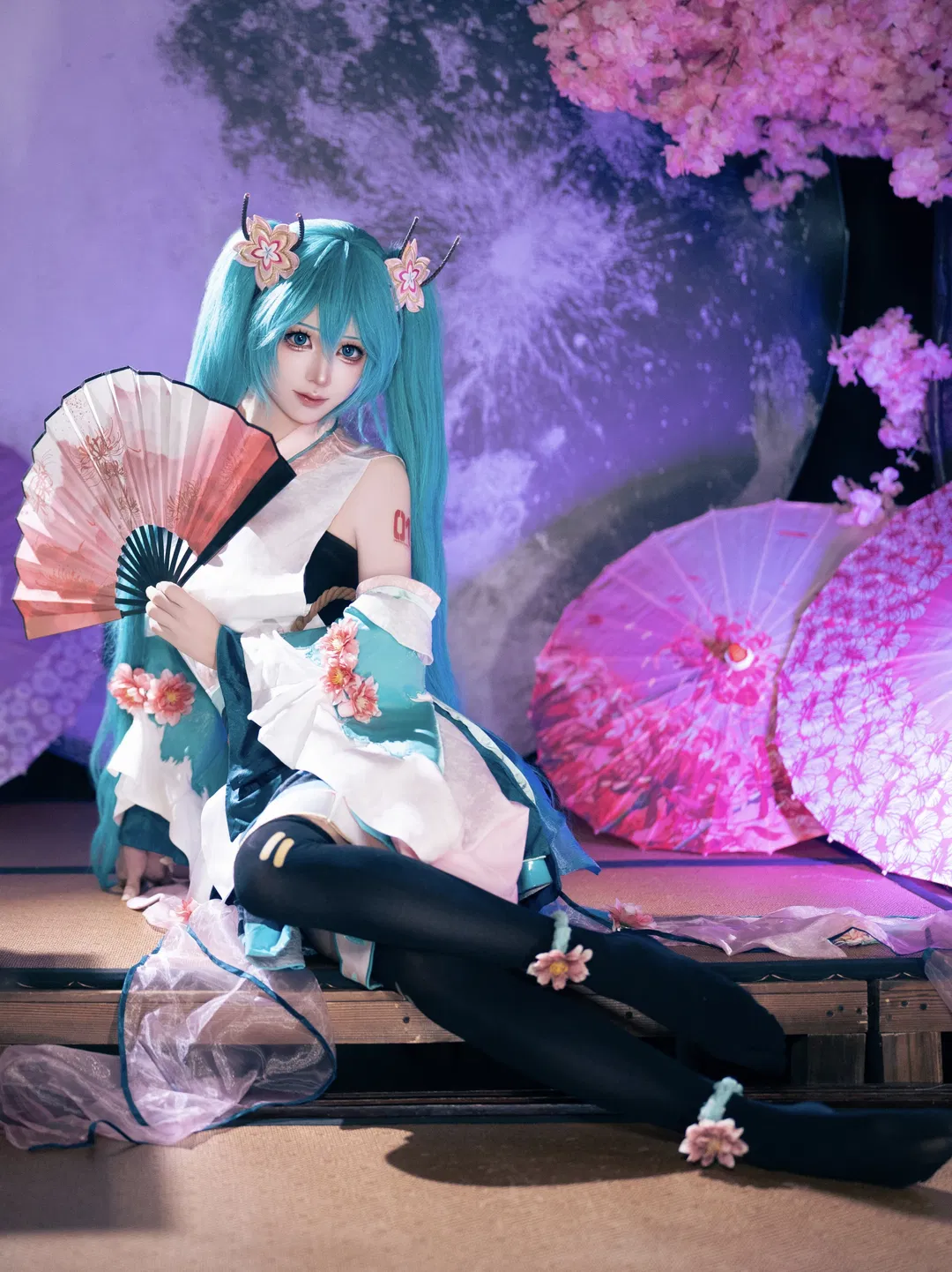 【初音未来cos】和风樱花下的青色双马尾 - 第 1 张