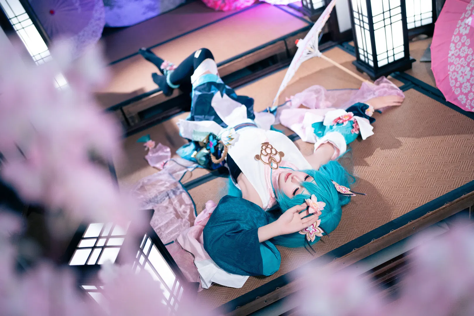 【初音未来cos】和风樱花下的青色双马尾 - 第 3 张