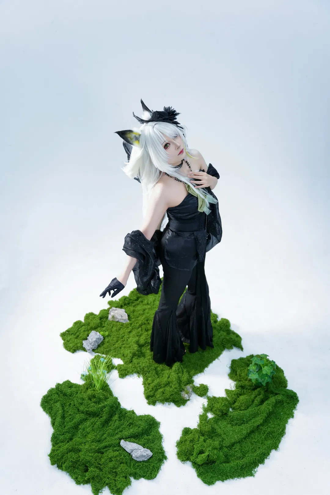 【凯尔希cos】明日方舟主题棚拍动作参考 - 第 14 张