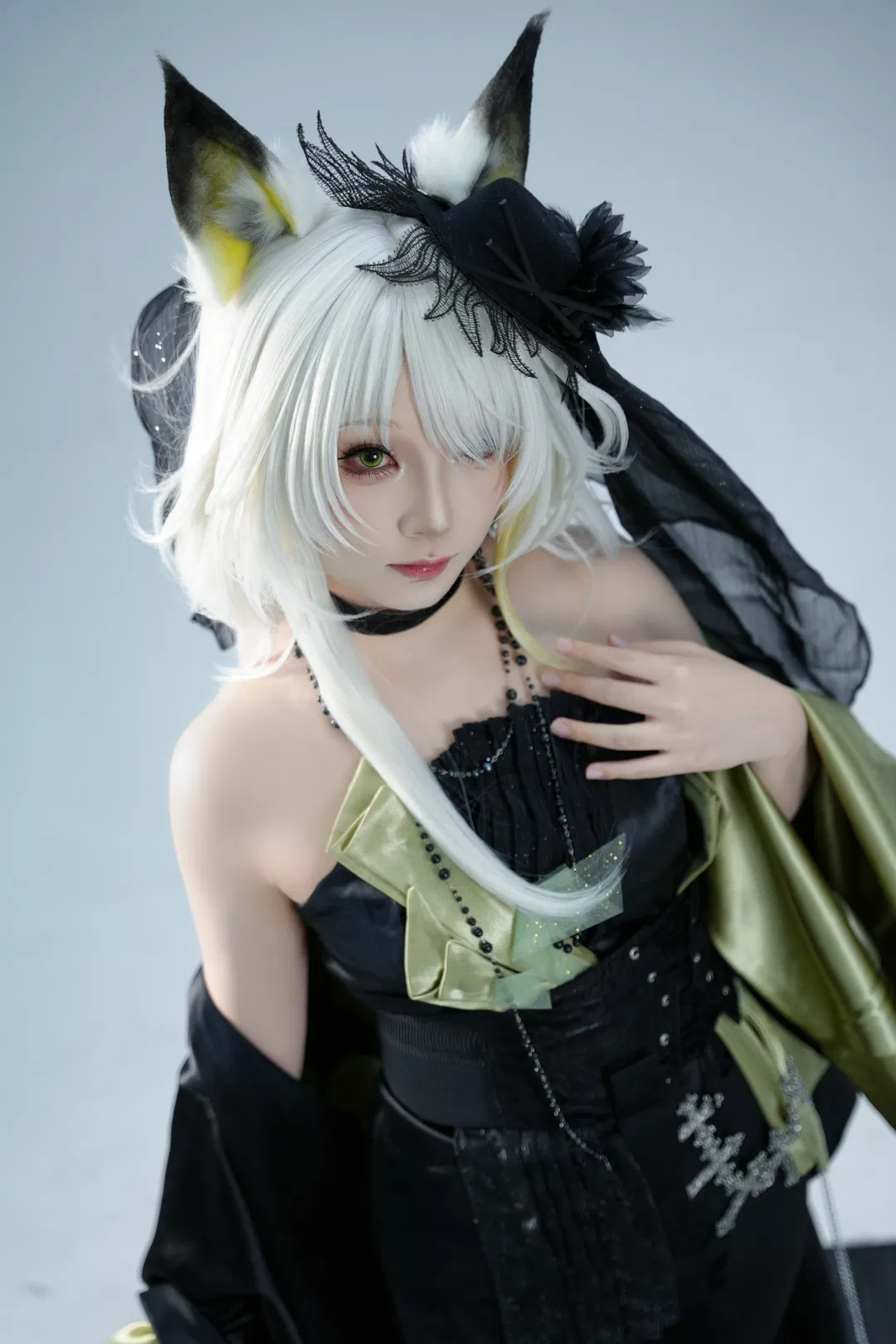 【凯尔希cos】明日方舟主题棚拍动作参考 - 第 7 张
