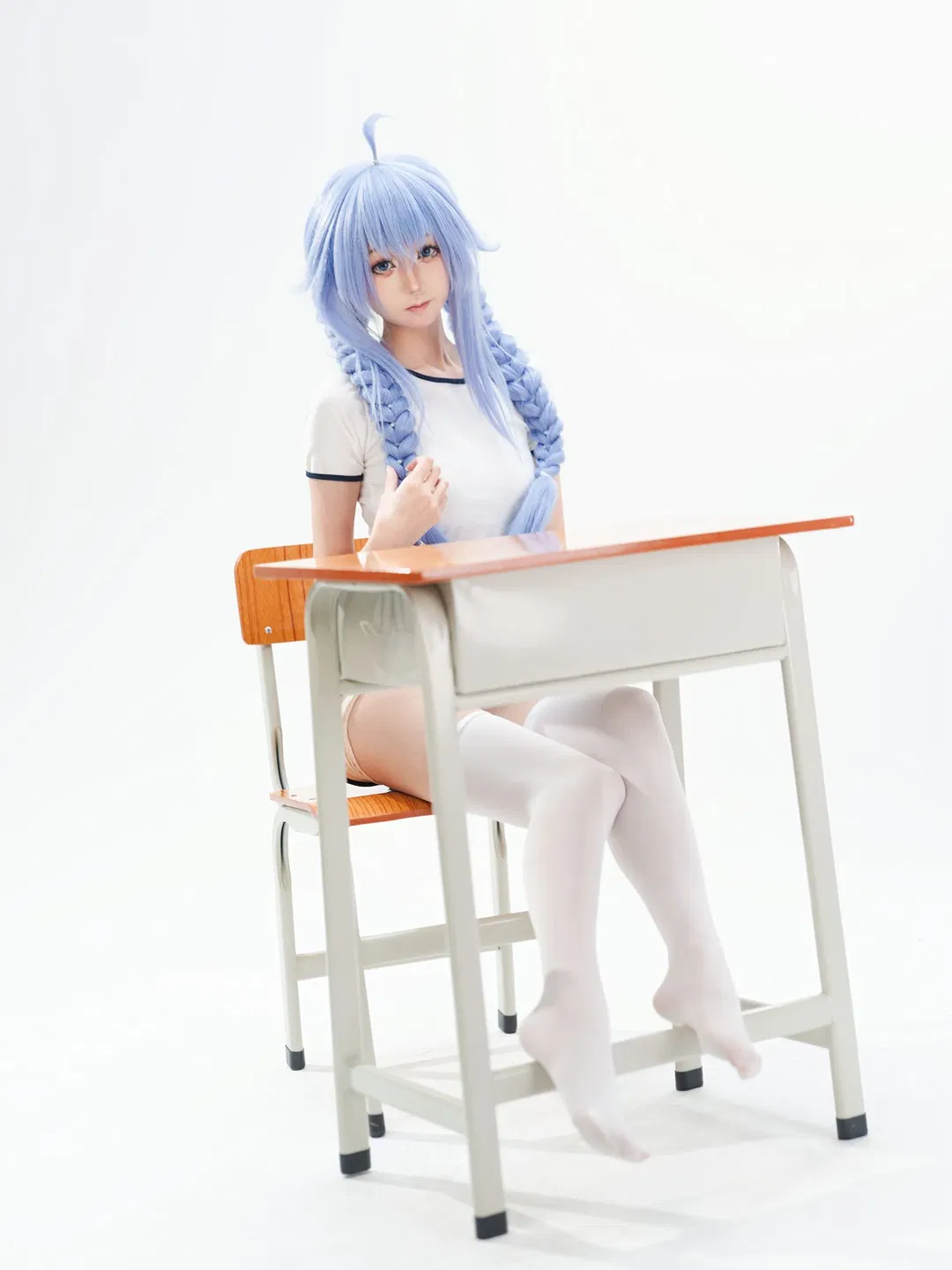 【洛琪希cos】無職轉生體操服，藍髮雙麻花辮的課堂日常 - 第 2 張