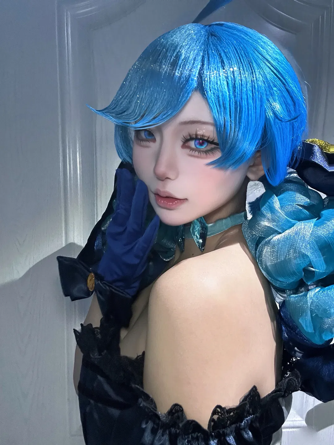 【格温cos】英雄联盟蓝发造型与黑色蕾丝的碰撞 - 第 1 张