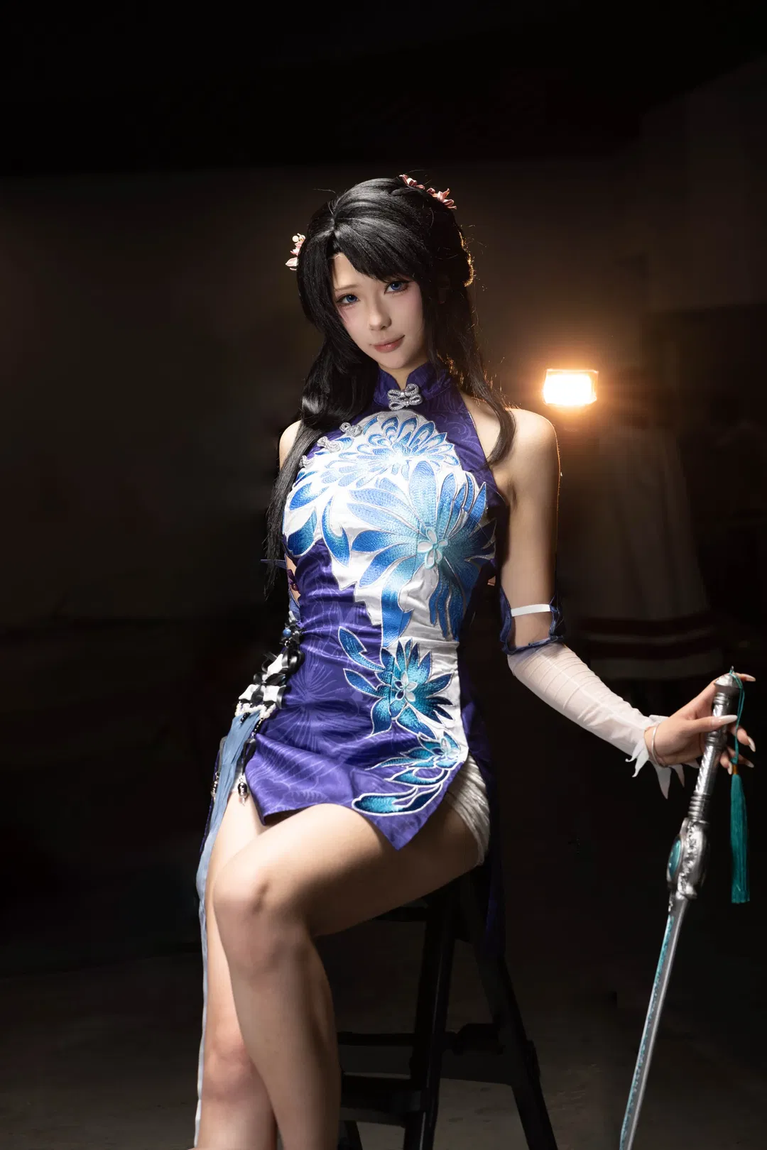 【殷紫萍cos】兰亭月这套蓝紫旗袍配长剑氛围感拉满 - 第 4 张