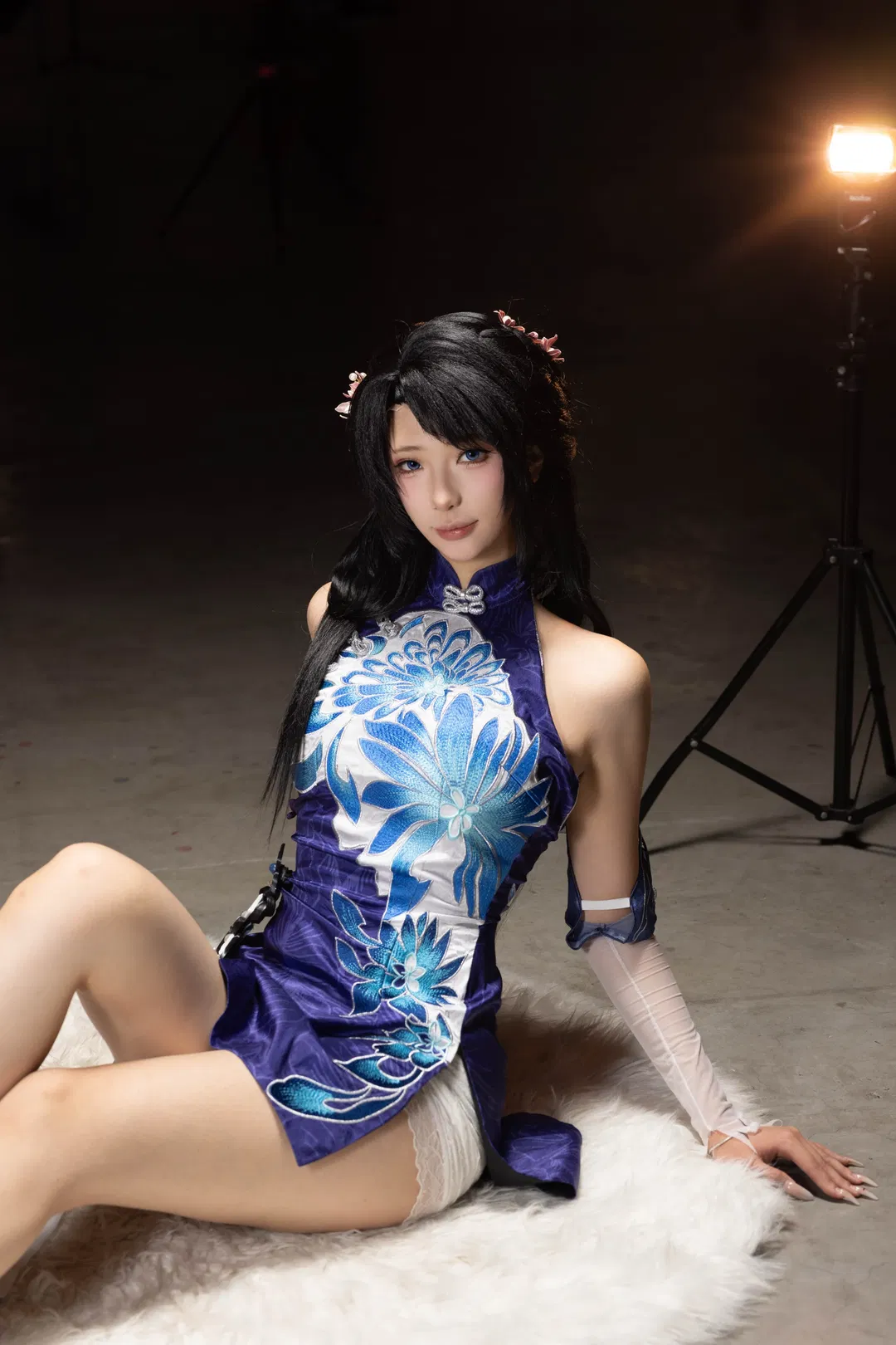 【殷紫萍cos】兰亭月这套蓝紫旗袍配长剑氛围感拉满 - 第 8 张