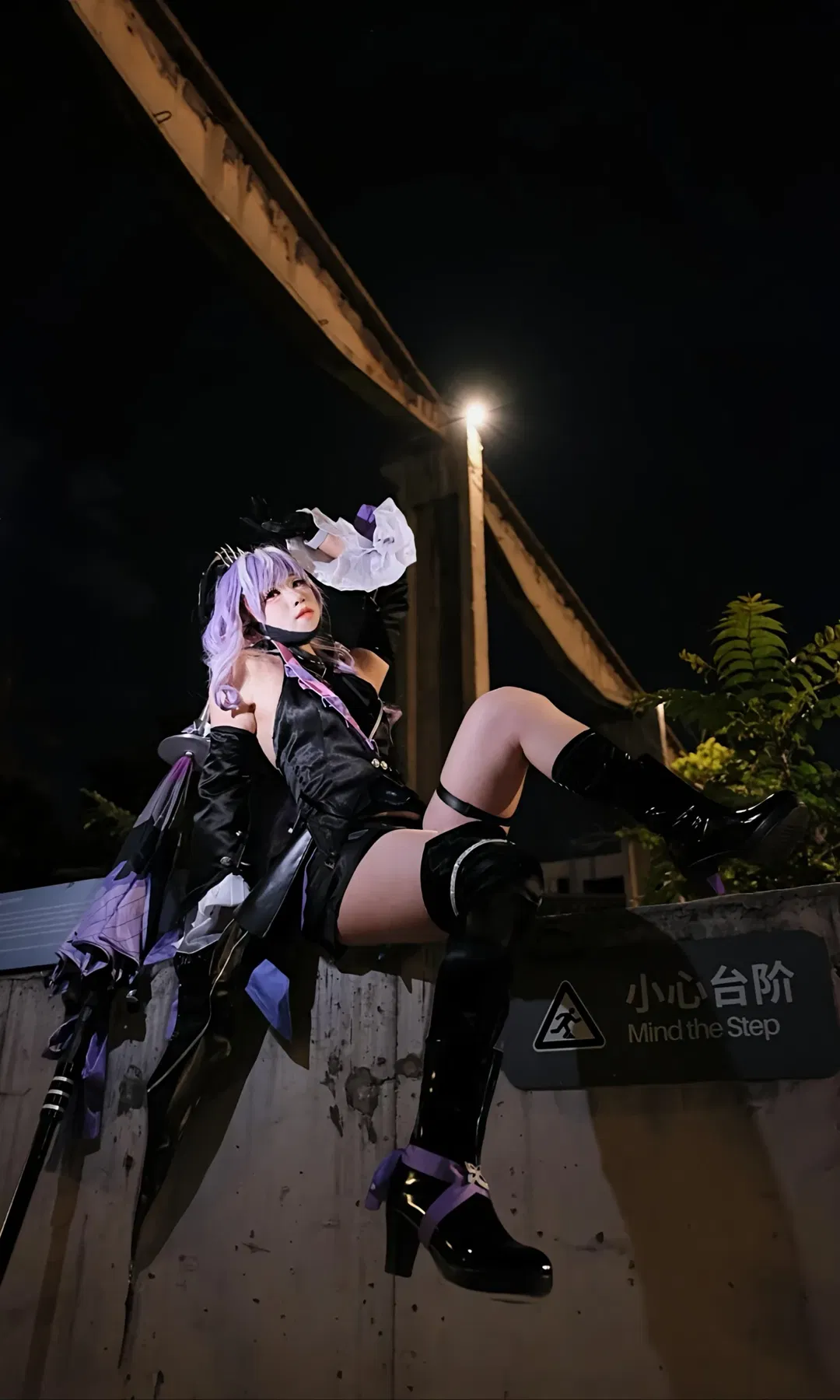【薇薇安cos】絕區零韓咖聯動，暗夜下的皮衣御姐 - 第 3 張