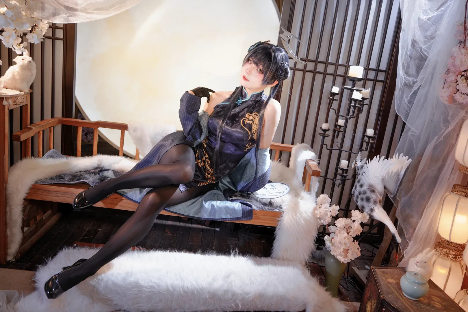 【龙华妃咲cos】蔚蓝档案：旗袍与枪械的碰撞 - 第 5 张