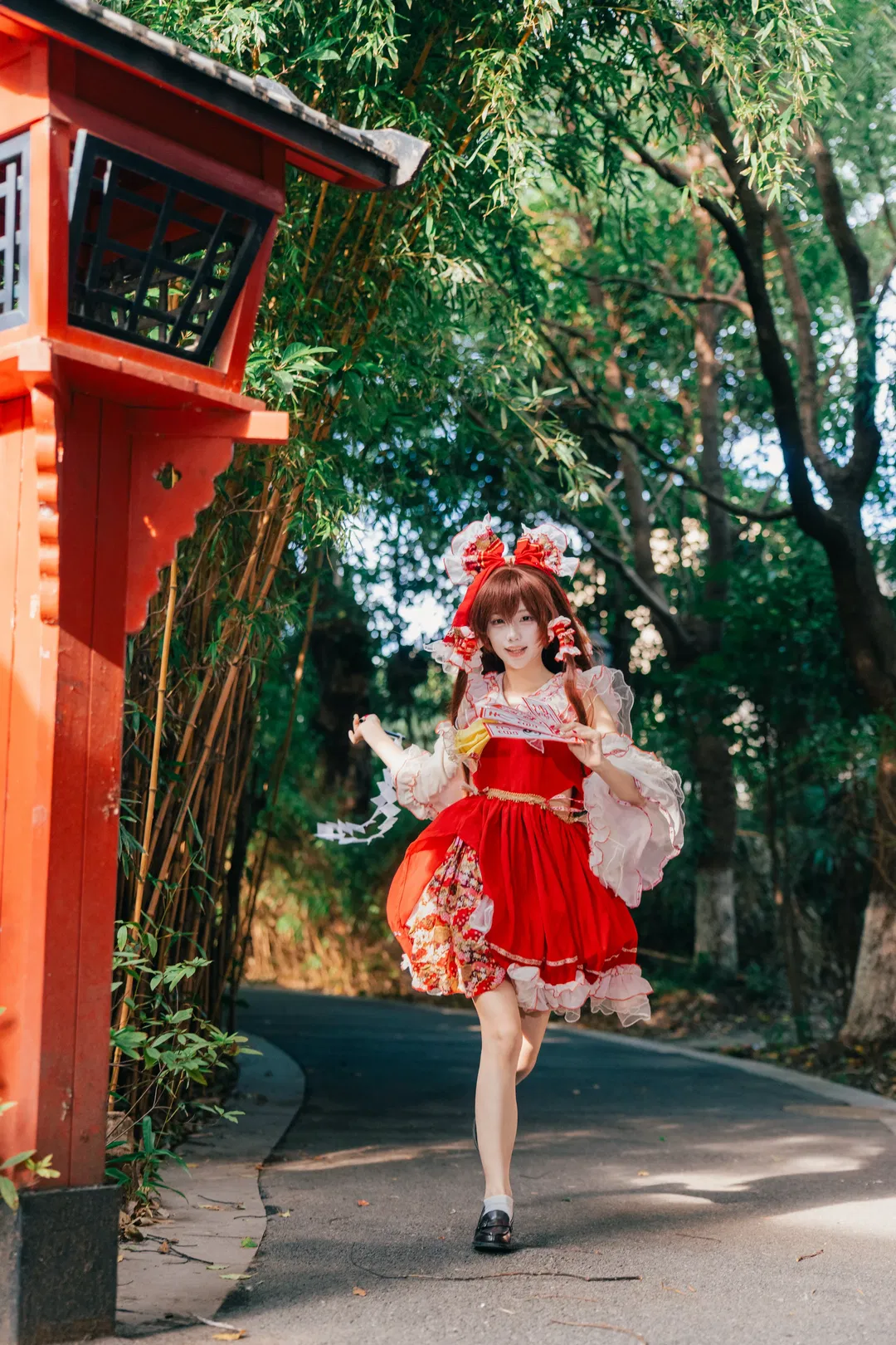 【博麗靈夢cos】紅色女巫的竹林出片記錄 - 第 1 張