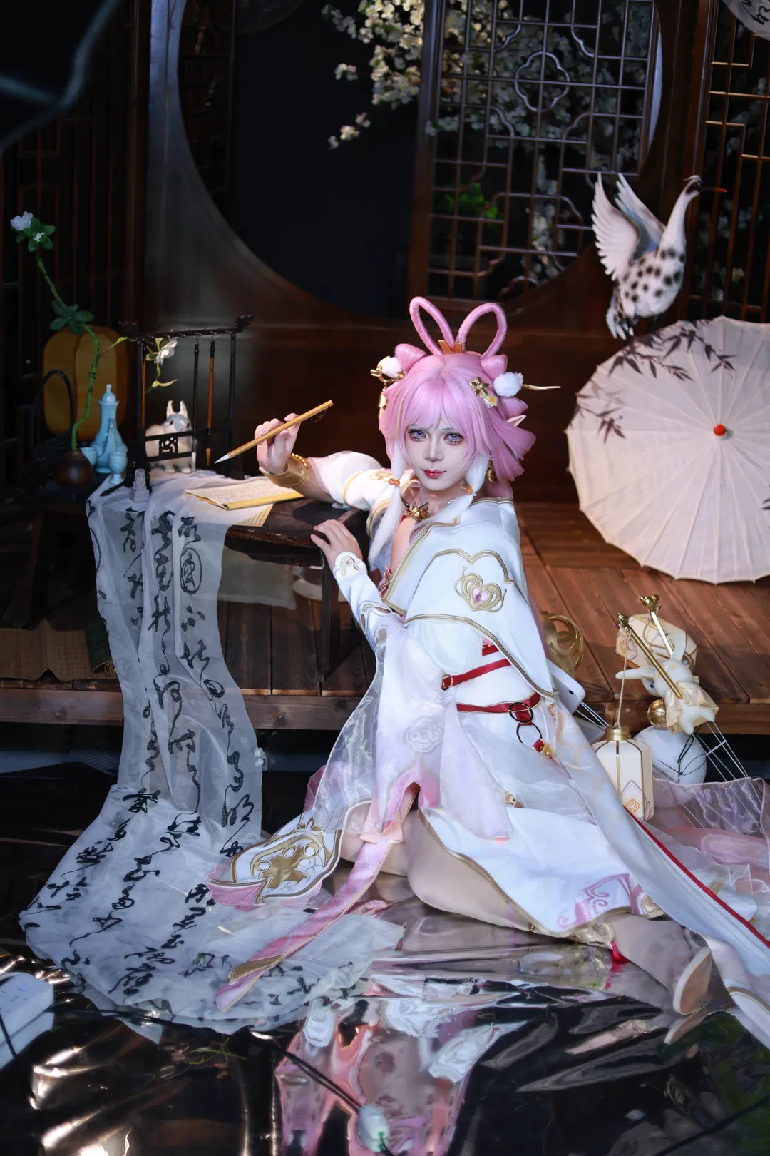 【爱莉希雅cos】愿逐月华流照君，霁月婵娟的绝美瞬间 - 第 4 张