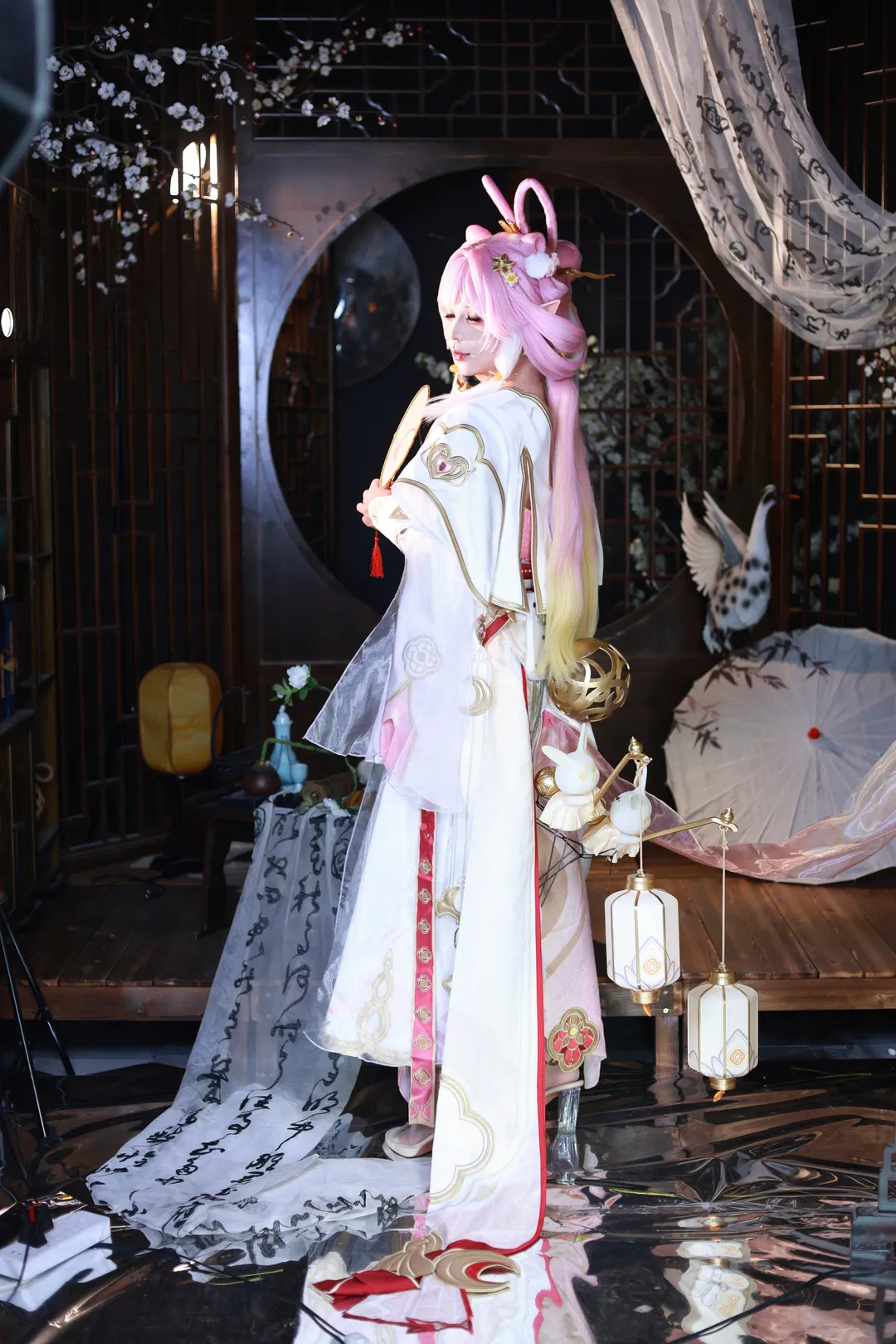 【爱莉希雅cos】愿逐月华流照君，霁月婵娟的绝美瞬间 - 第 7 张