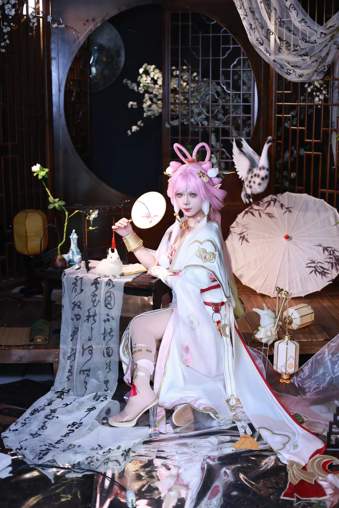 【爱莉希雅cos】愿逐月华流照君，霁月婵娟的绝美瞬间 - 第 8 张