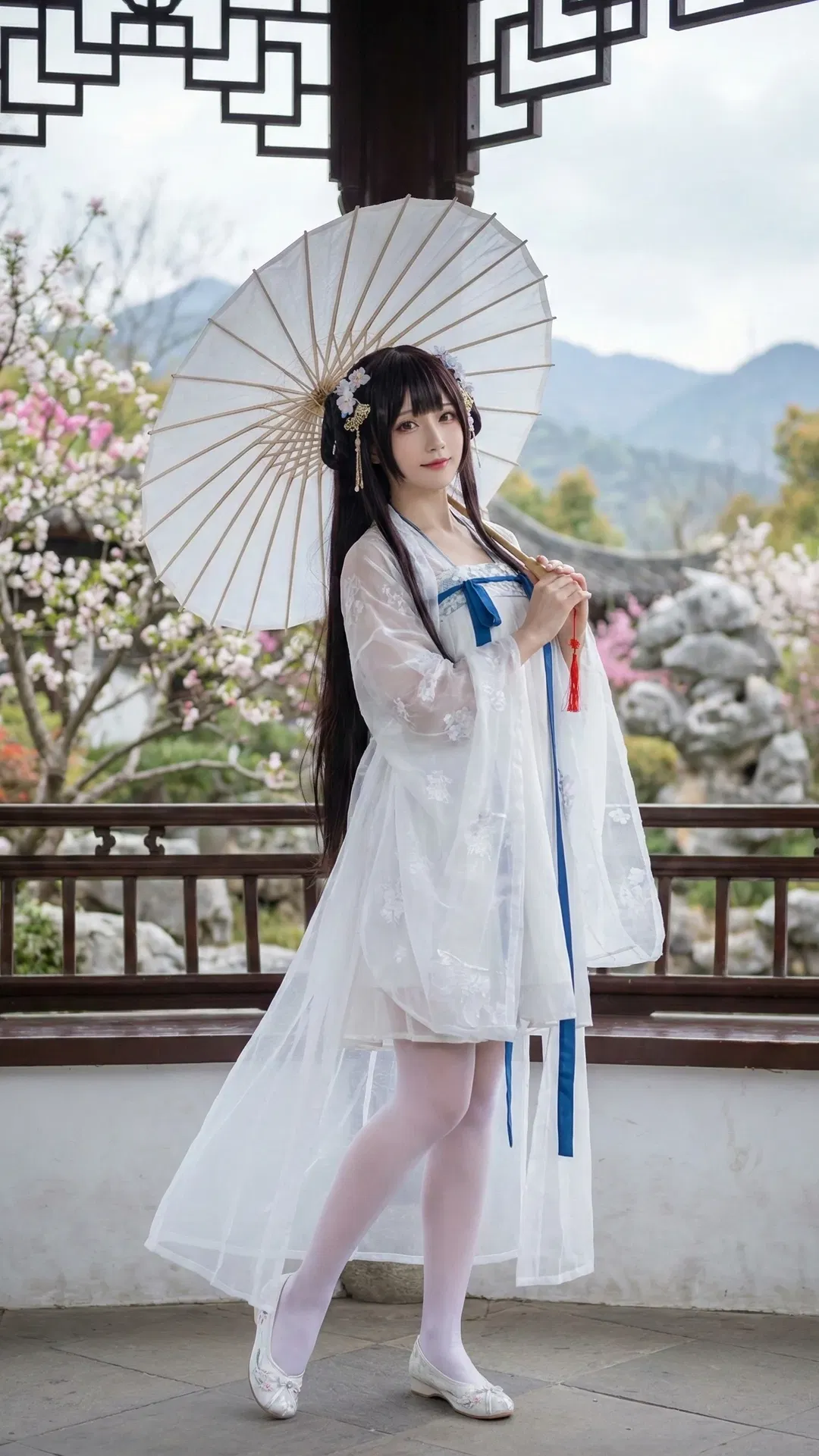 逸仙cos 碧蓝航线 古风园林里的国风少女 - 第 1 张