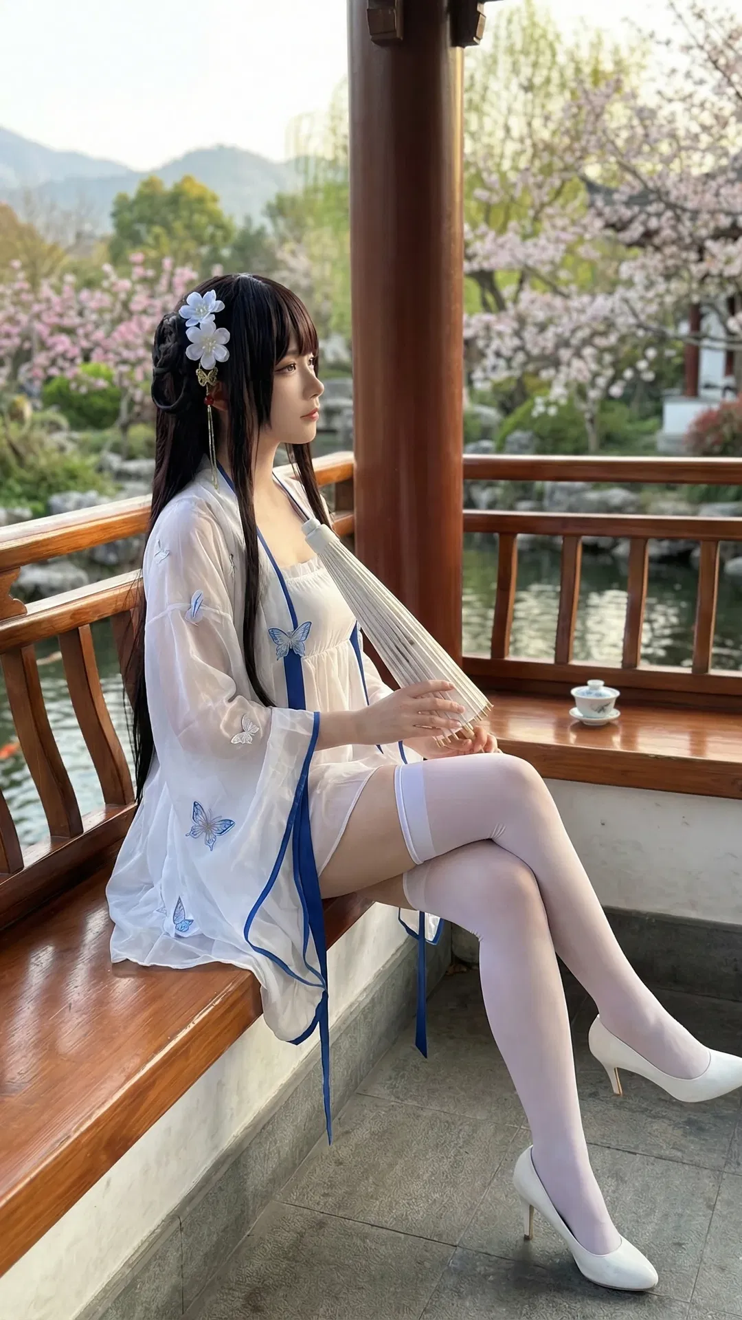 逸仙cos 碧蓝航线 古风园林里的国风少女