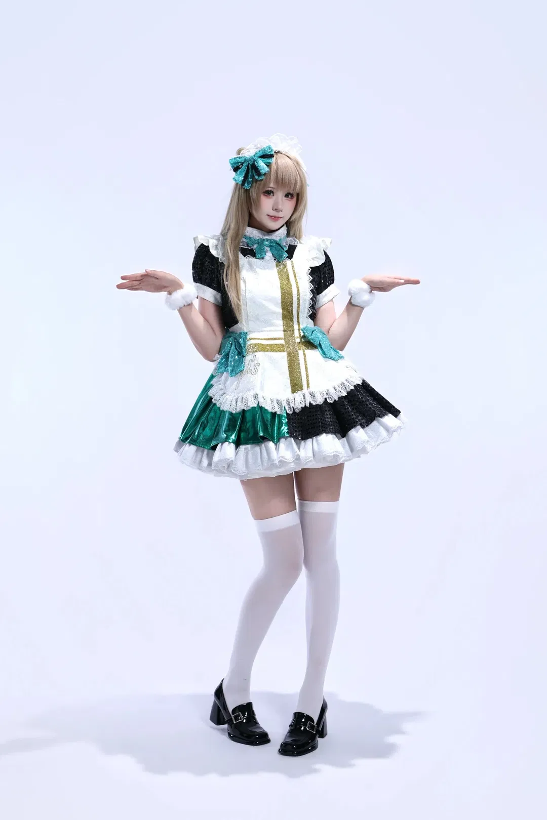 【南小鸟cos】lovelive缪斯打歌服，细节与舞台感的完美碰撞 - 第 3 张
