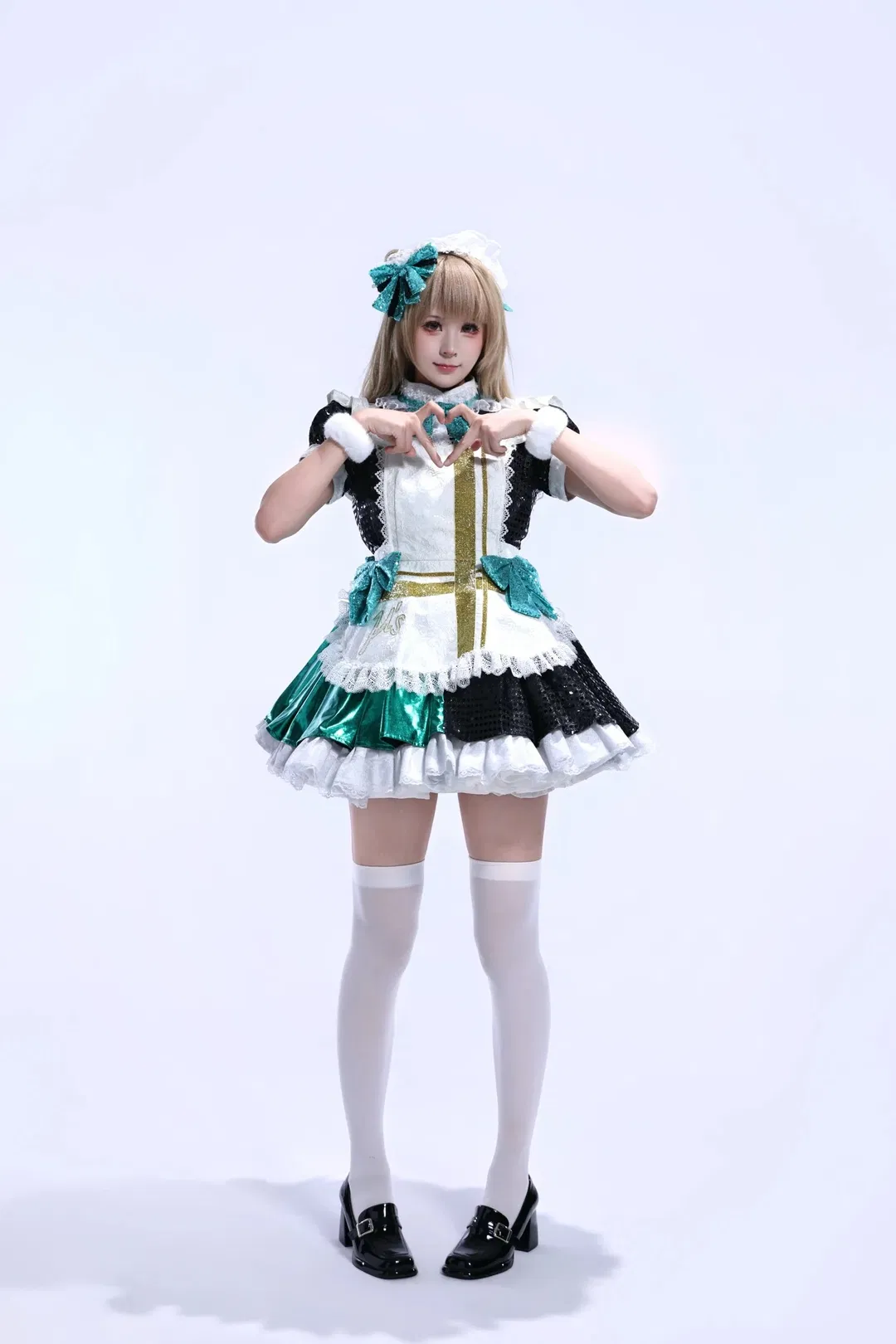【南小鸟cos】lovelive缪斯打歌服，细节与舞台感的完美碰撞 - 第 4 张