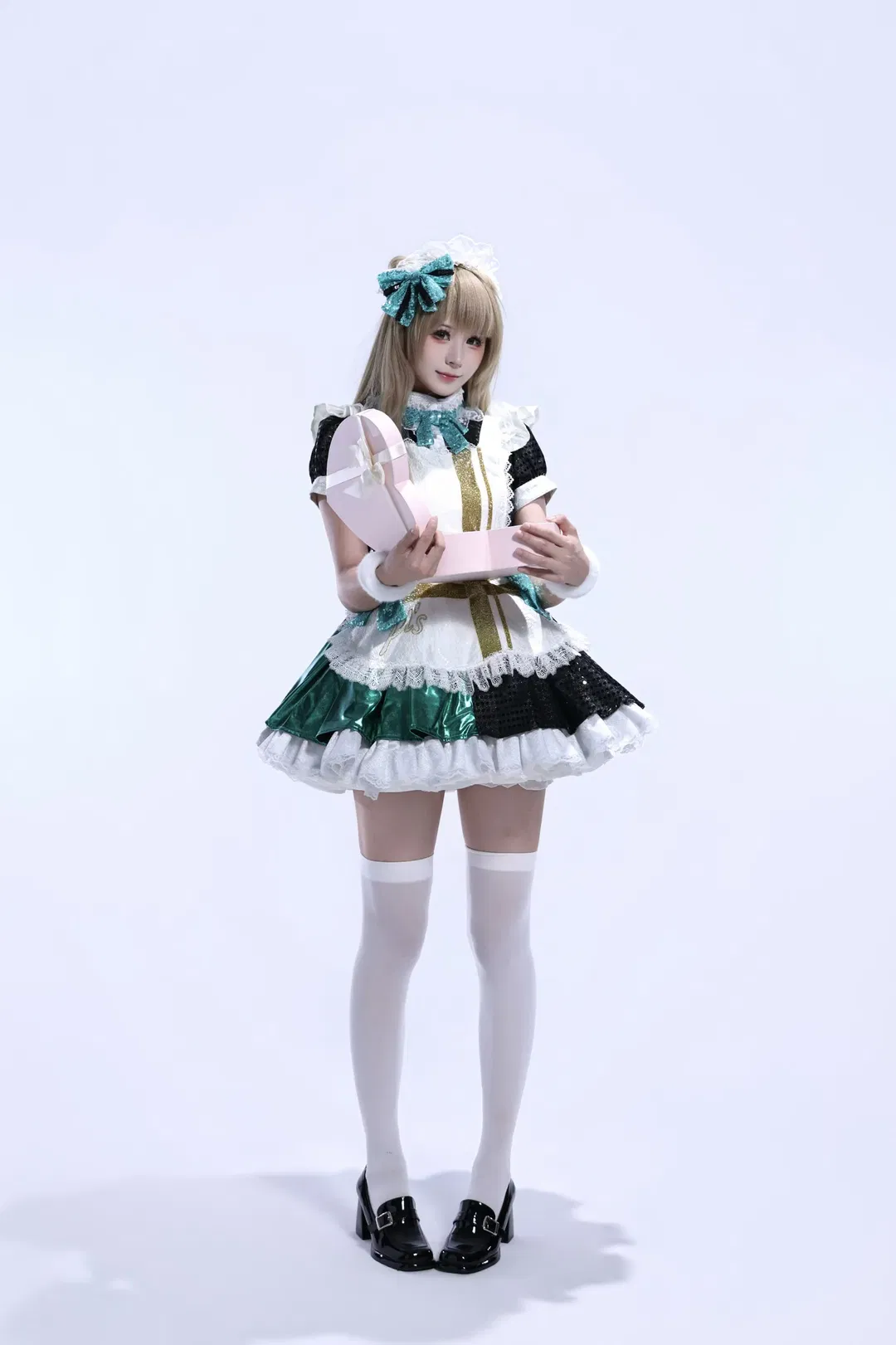 【南小鸟cos】lovelive缪斯打歌服，细节与舞台感的完美碰撞 - 第 6 张