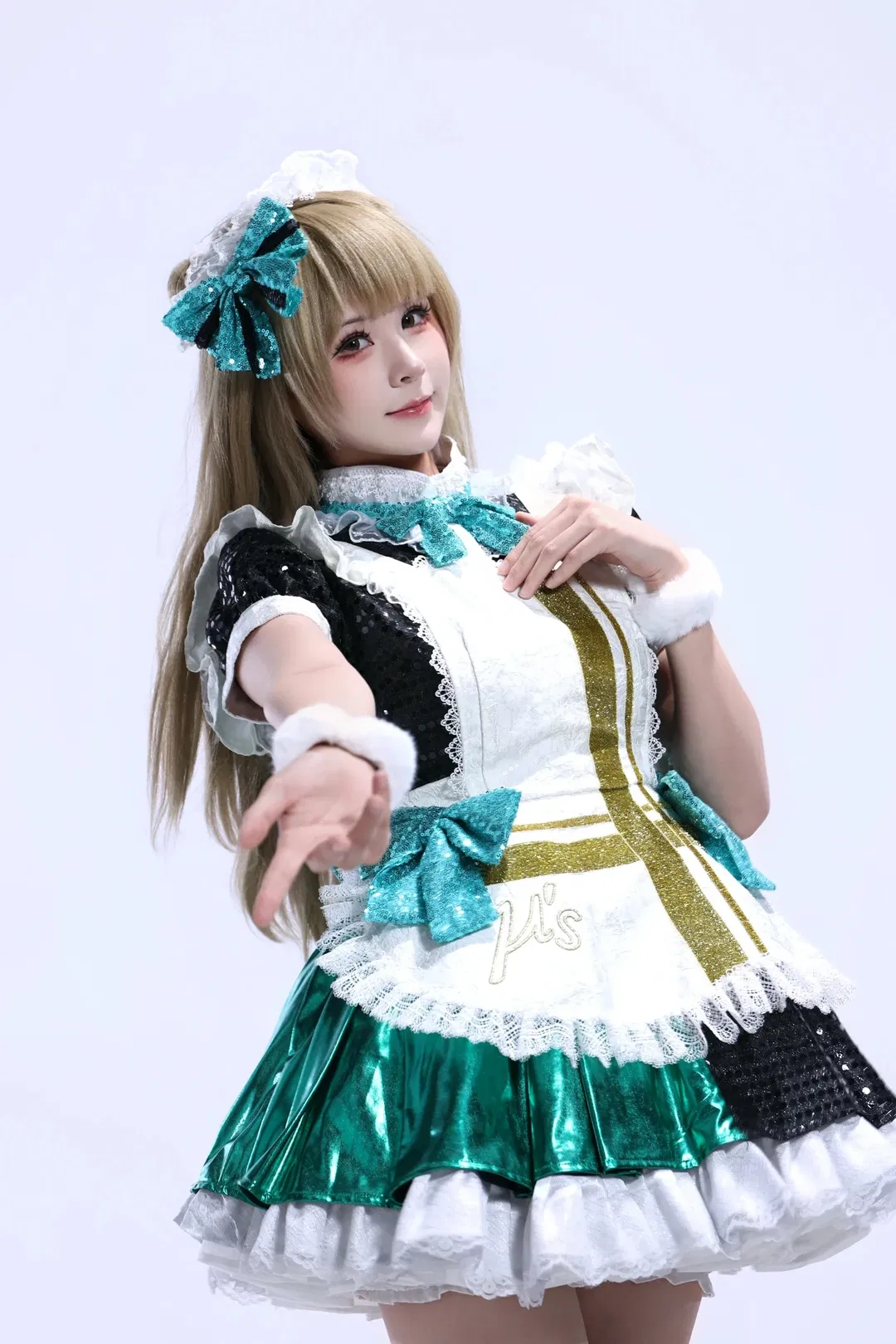 【南小鸟cos】lovelive缪斯打歌服，细节与舞台感的完美碰撞 - 第 9 张