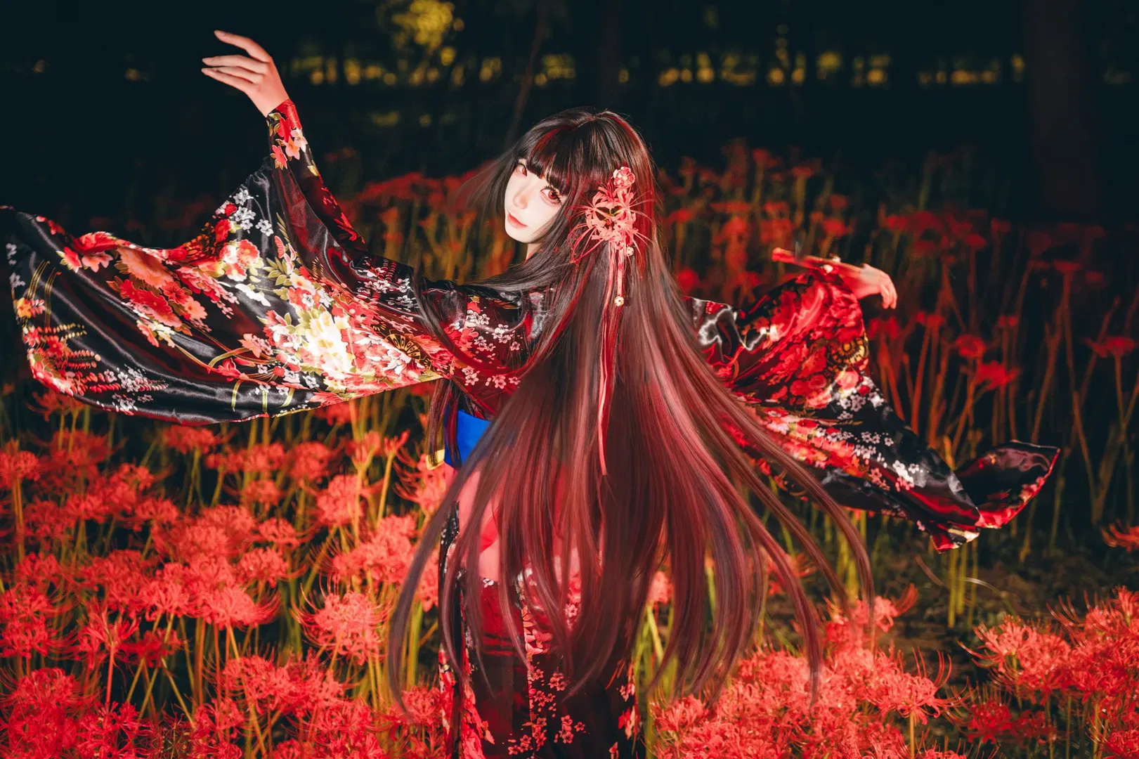 【阎魔爱cos】地狱少女彼岸花海中的回眸 - 第 3 张