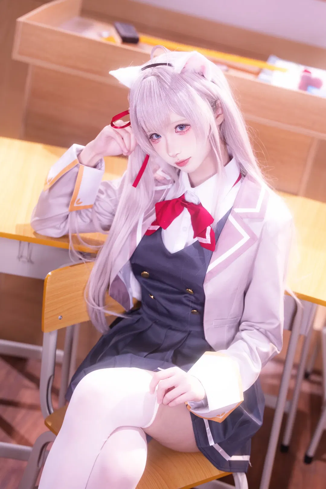 【艾莉同学cos】质感制服与兽耳的教室日常 - 第 4 张