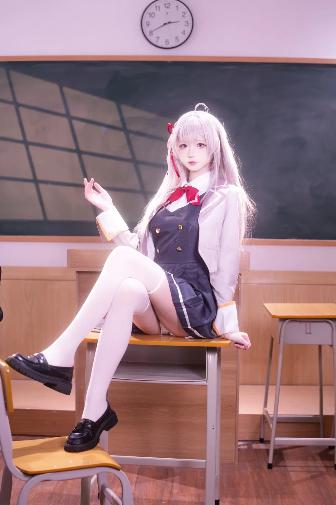 【艾莉同学cos】质感制服与兽耳的教室日常 - 第 6 张
