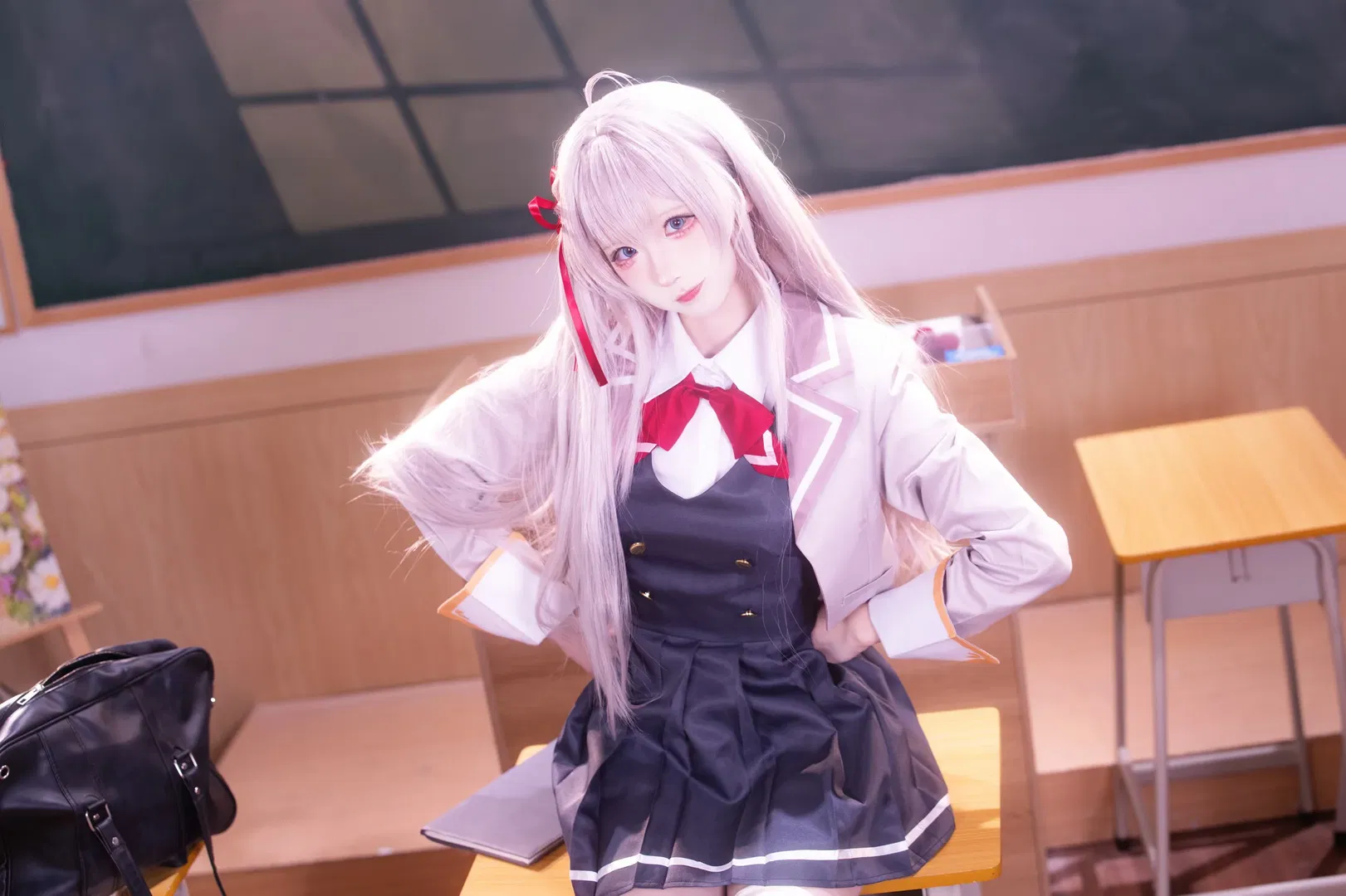 【艾莉同学cos】质感制服与兽耳的教室日常 - 第 7 张