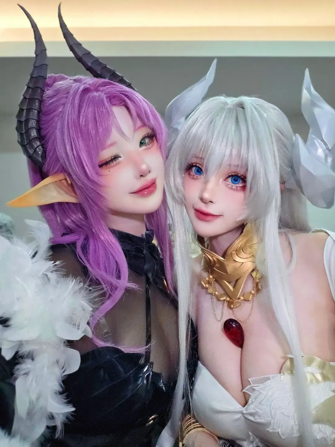 Bw漫展雙人返圖，暗黑精靈與純白魔女風造型 - 第 1 張