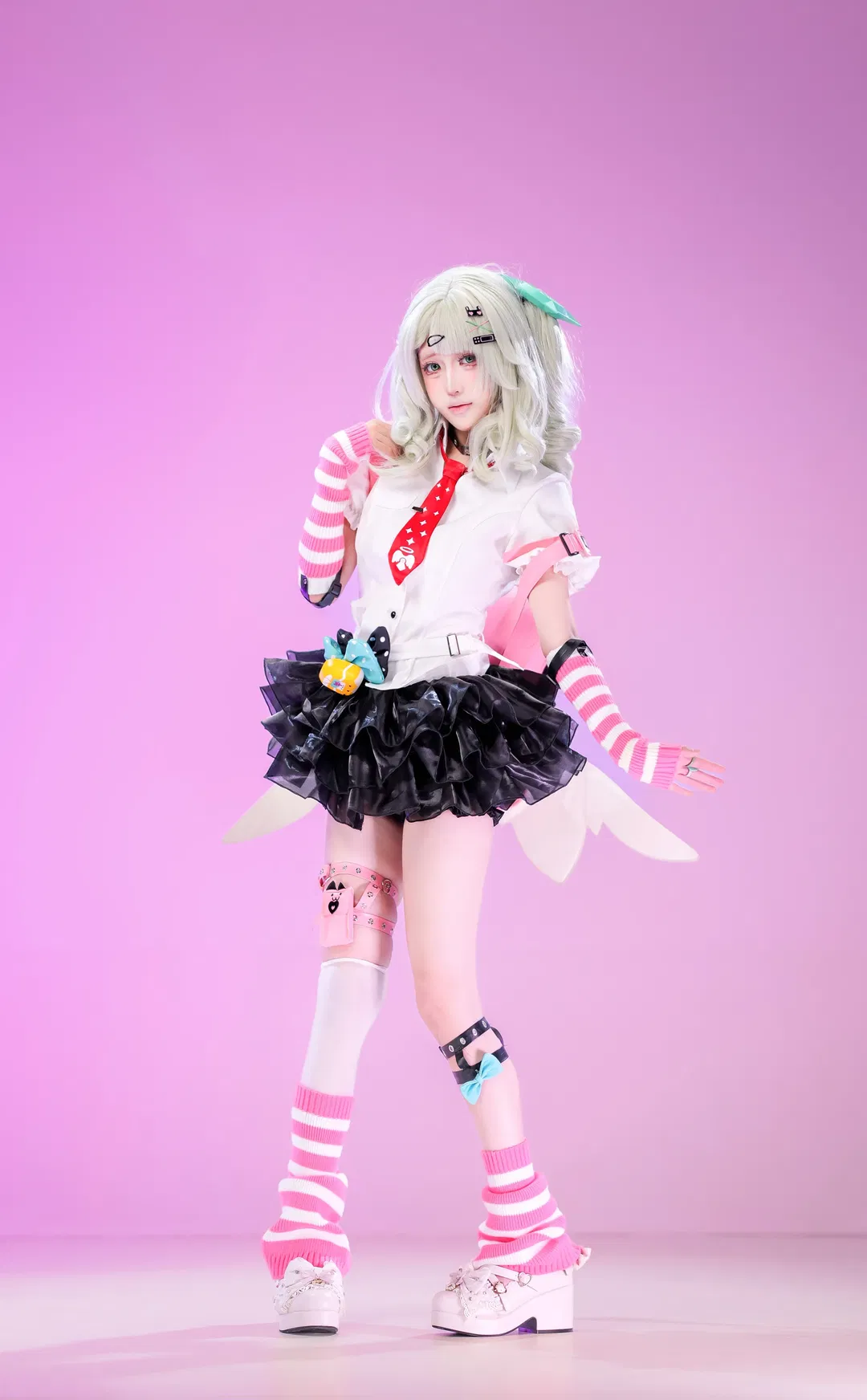 【千夏cos】绝区零千夏棚拍动作参考记录 - 第 3 张
