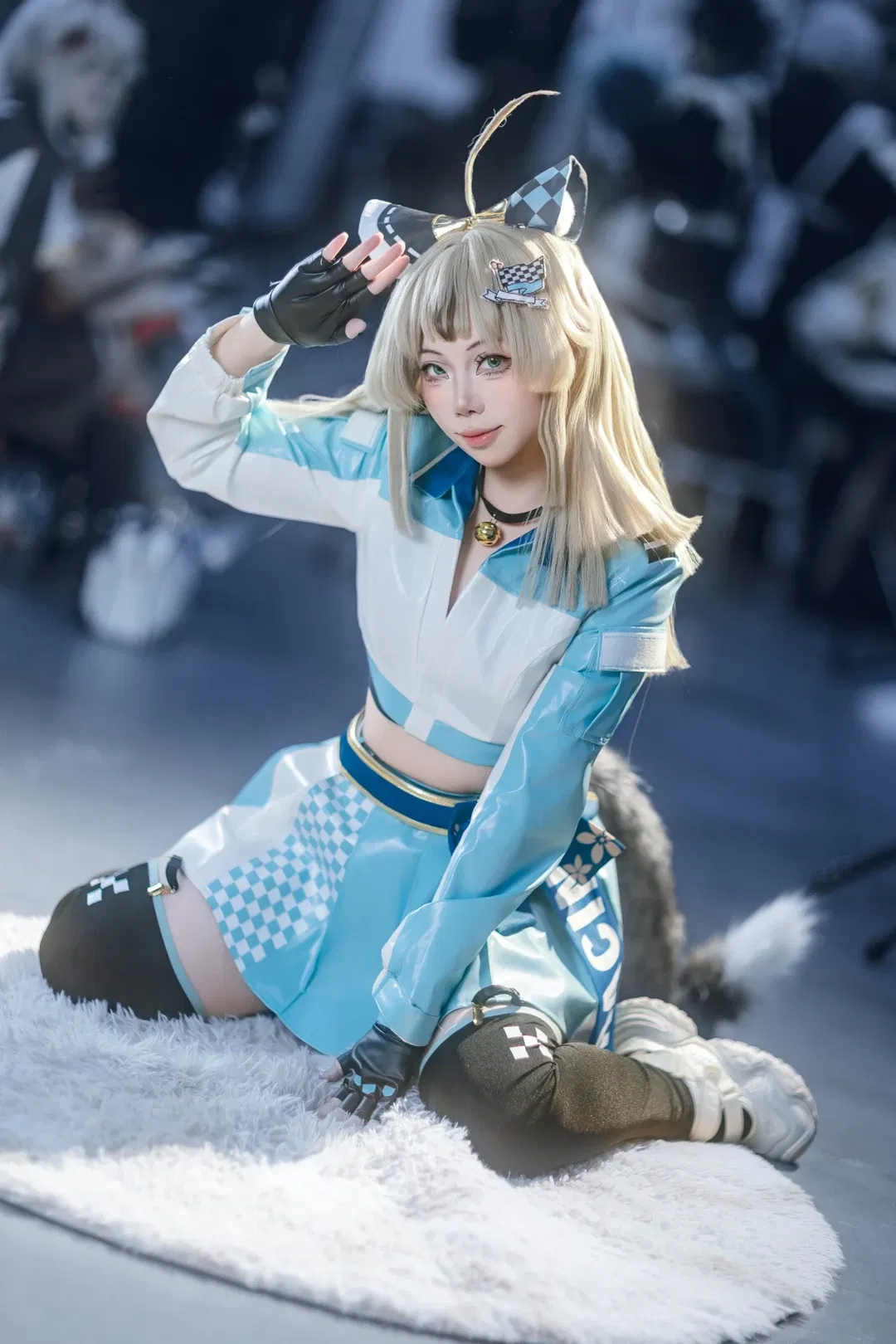 【绮良良cos】原神赛车女郎登场，黑白格子旗挥舞起来 - 第 3 张