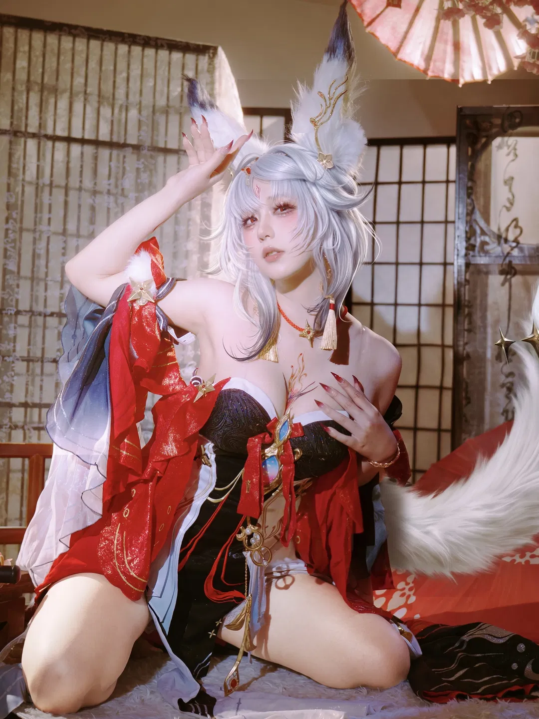 【心月狐cos】鸣潮的奇幻狐族少女 - 第 1 张