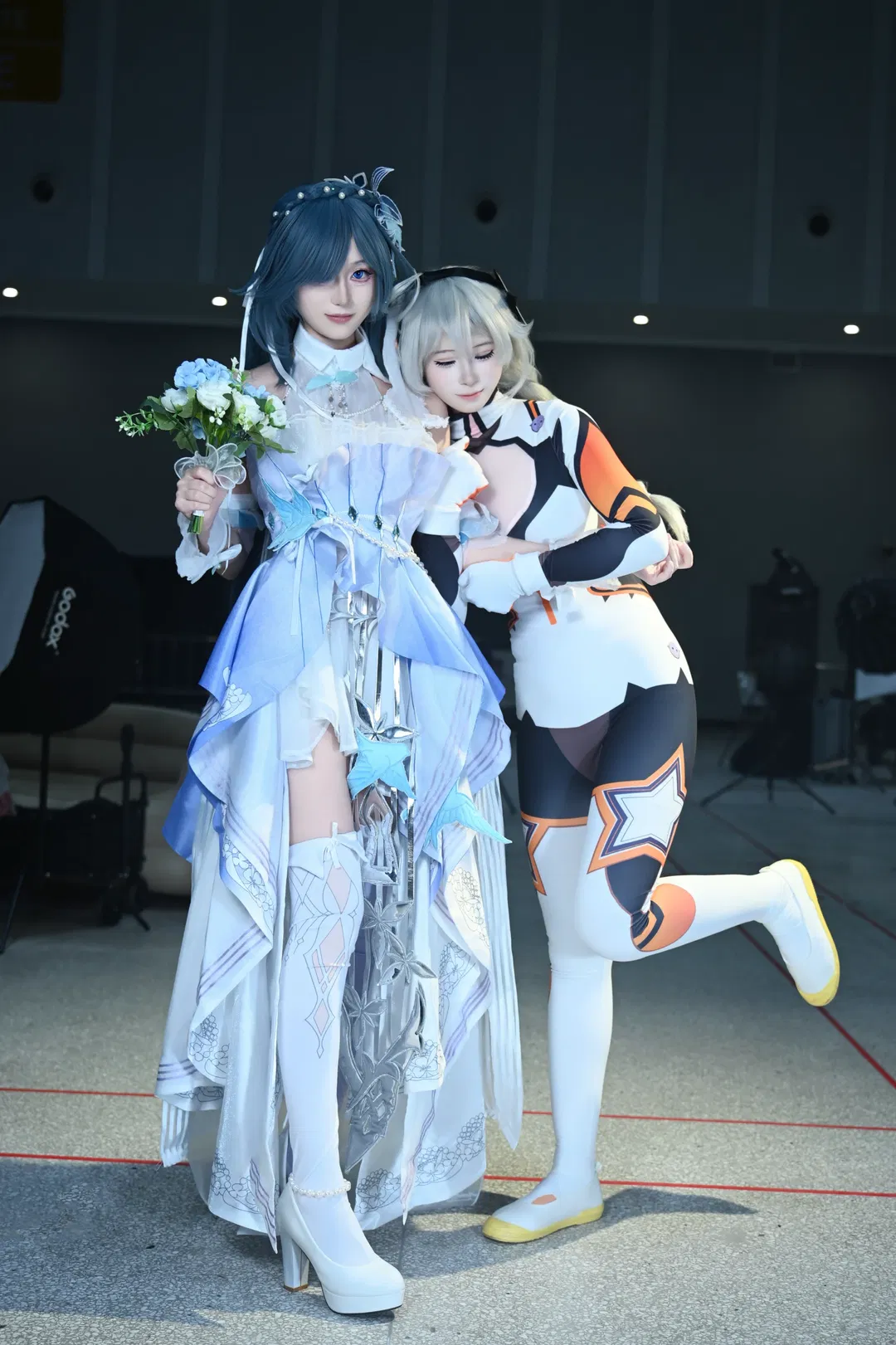 【琪亚娜cos】崩坏3太虚山喂鸡的场照记录 - 第 4 张