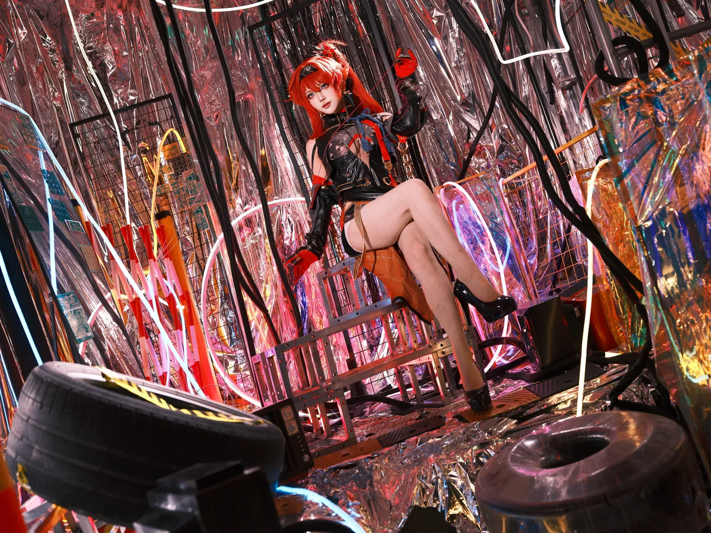 【吟霖cos】廢土霓虹下的神秘女特務，這張網等你入局 - 第 2 張