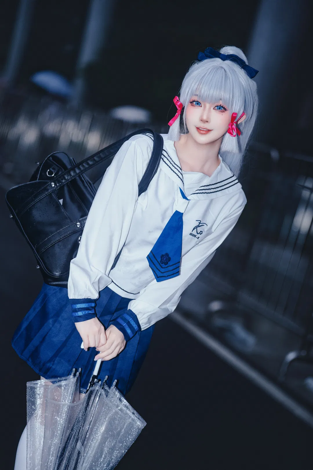 【神里绫华cos】雨夜放学后的提瓦特漫步 - 第 1 张