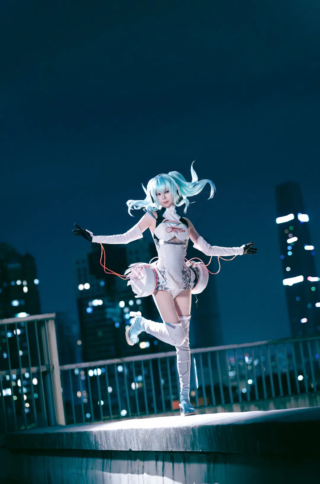 【初音未來cos】賽車初音2014，在武漢天際線感受夜風與轟鳴 - 第 3 張