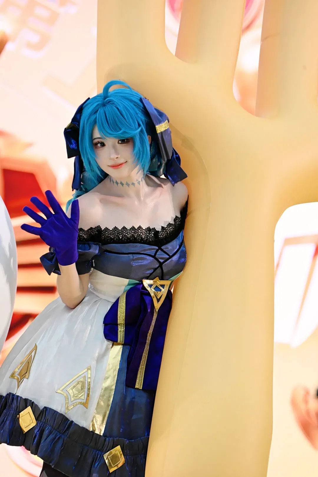 【格温cos】金铲铲之战五周年，小小格温的线下甜酷体验 - 第 2 张