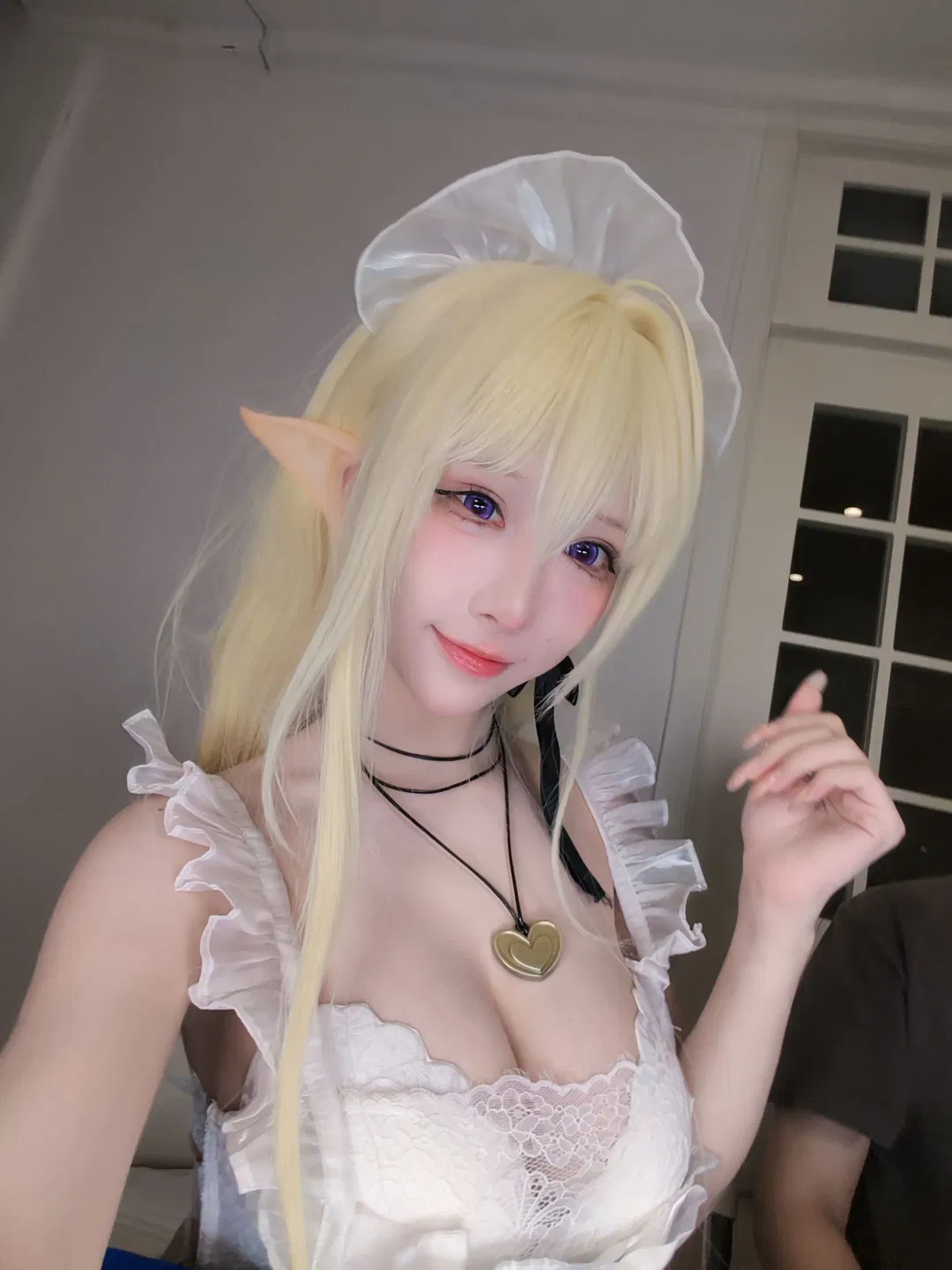 碧蓝航线金发精灵女仆装扮自拍分享 - 第 6 张