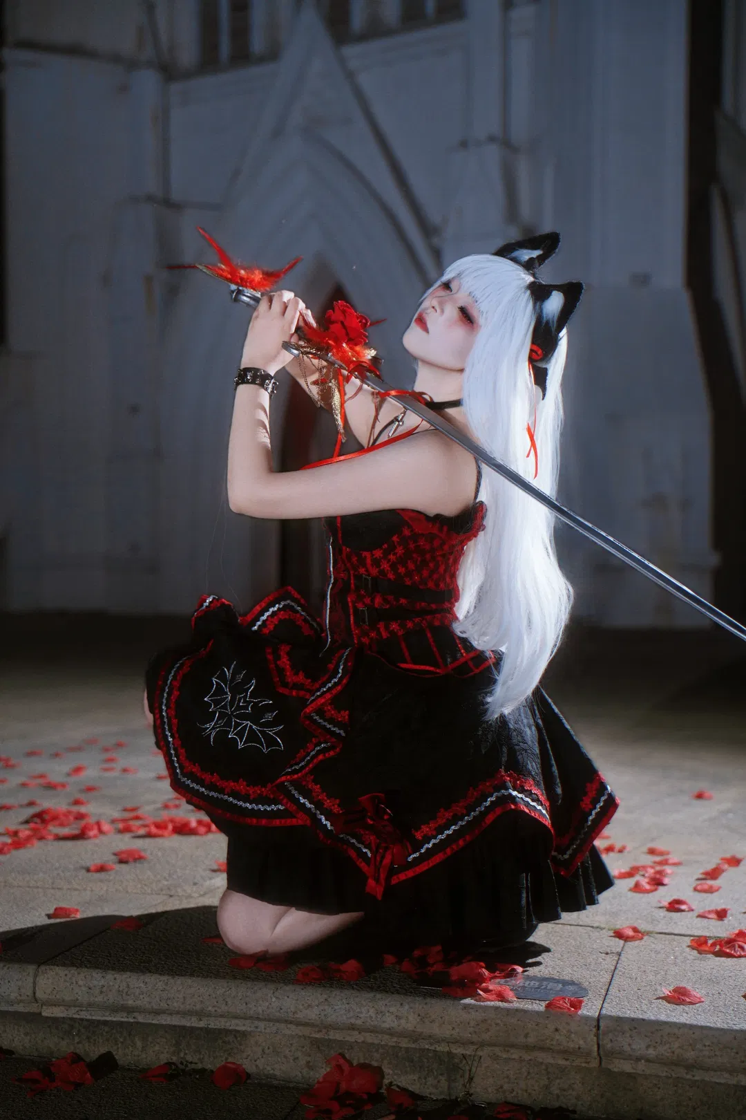 暗黑哥特Lolita与玫瑰长剑的夜拍记录 - 第 9 张