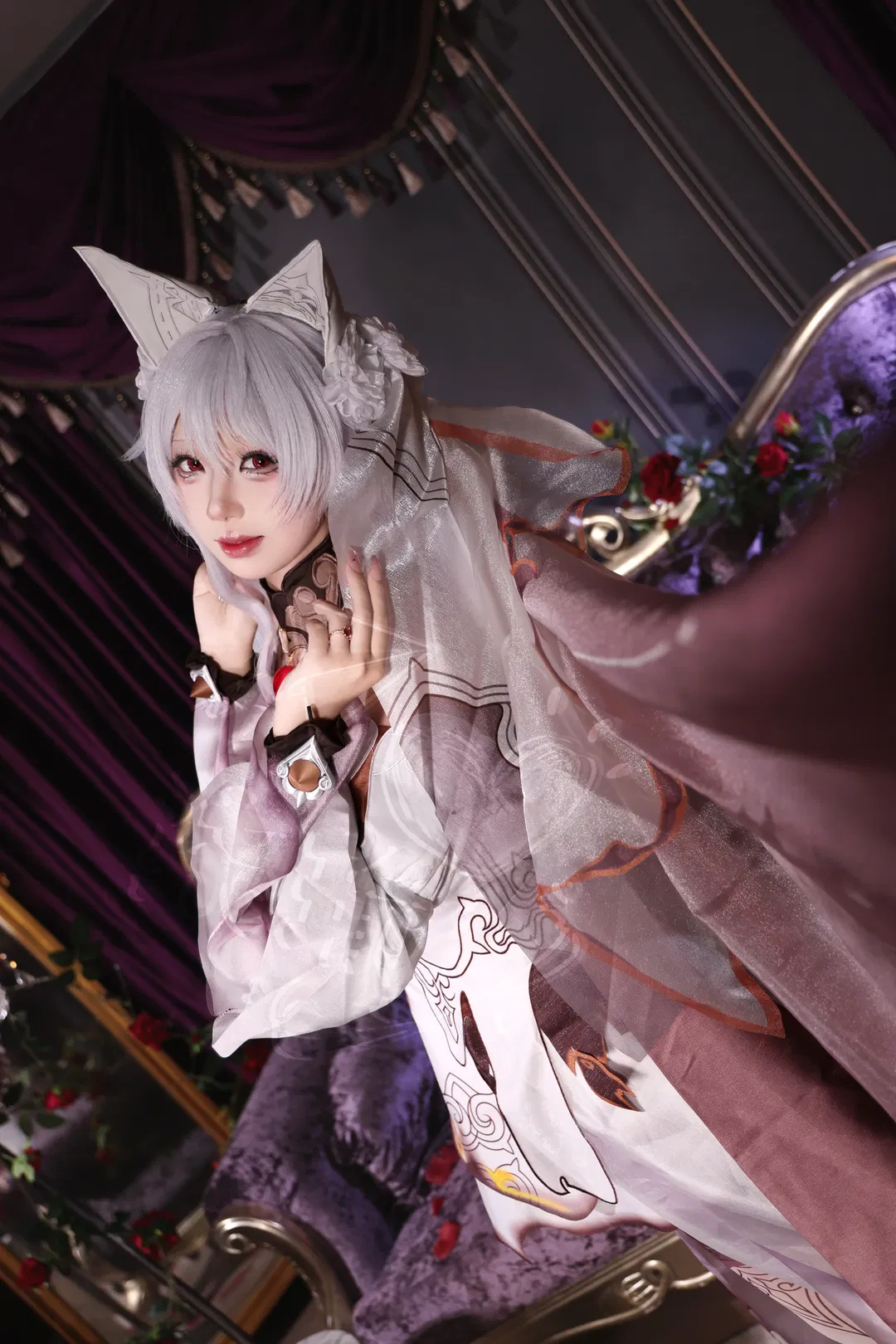 【大月下cos】崩坏3十周年的花嫁，红玫瑰与白丝绒的浪漫 - 第 5 张