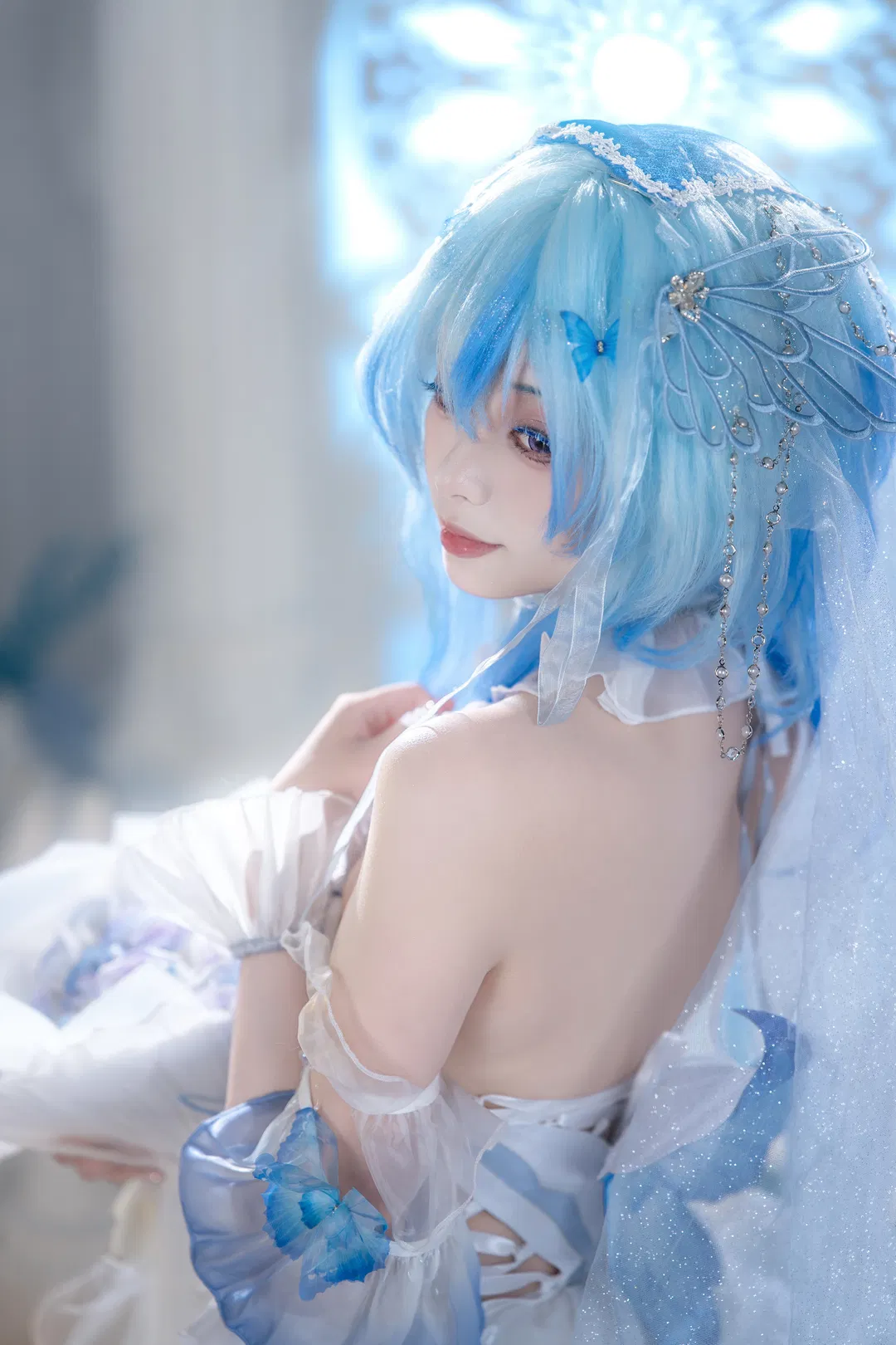 【守岸人cos】鳴潮花嫁，一夢入花間白紗落下 - 第 2 張