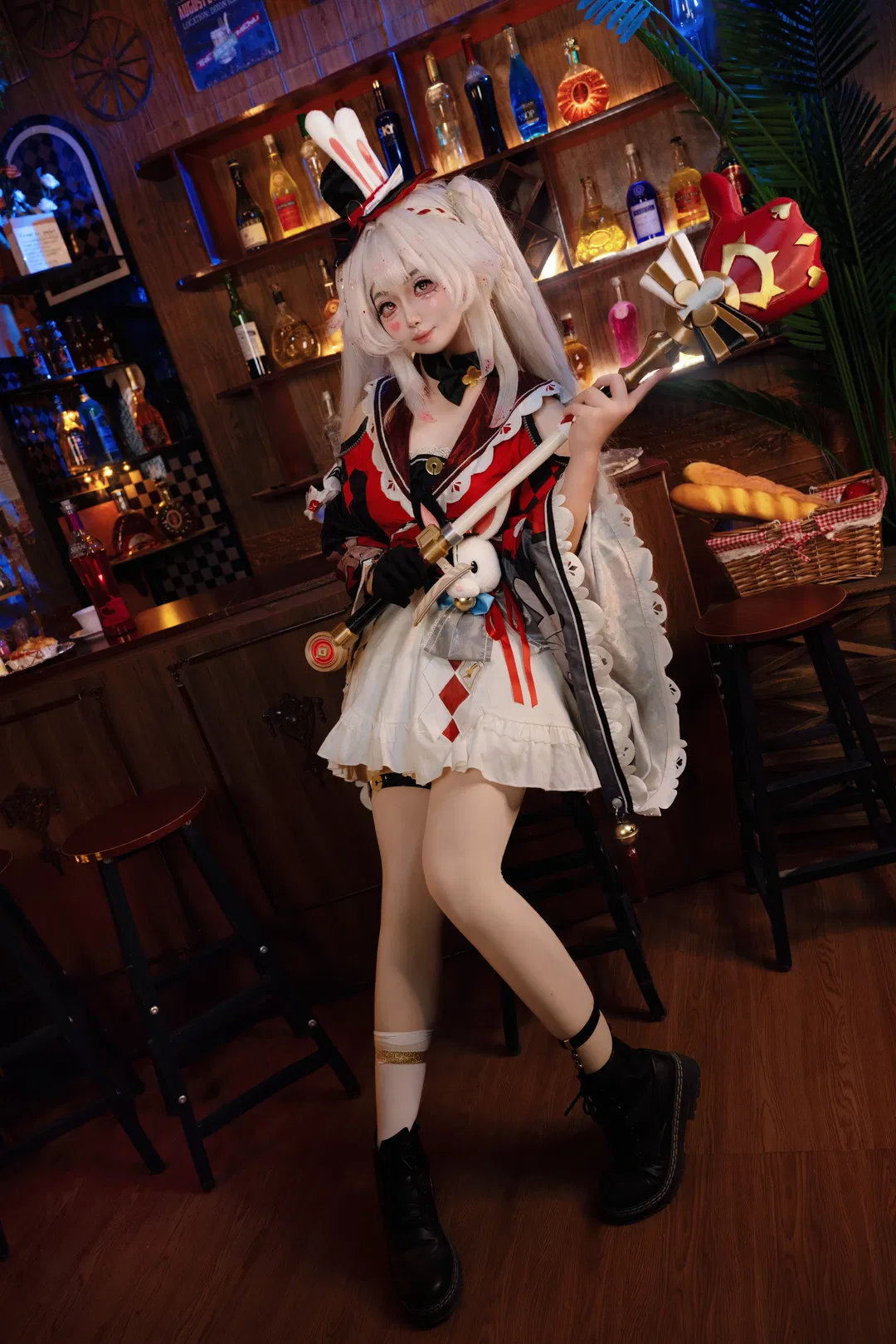 【火花cos】崩壞星穹鐵道火花的酒吧夜色漫遊 - 第 1 張