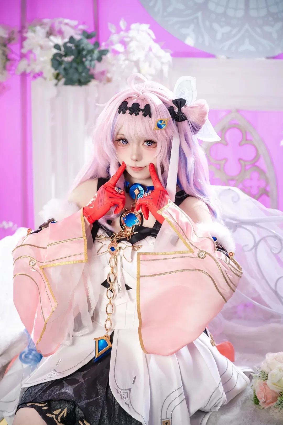 【达妮娅cos】鸣潮里的粉色梦幻少女 - 第 1 张