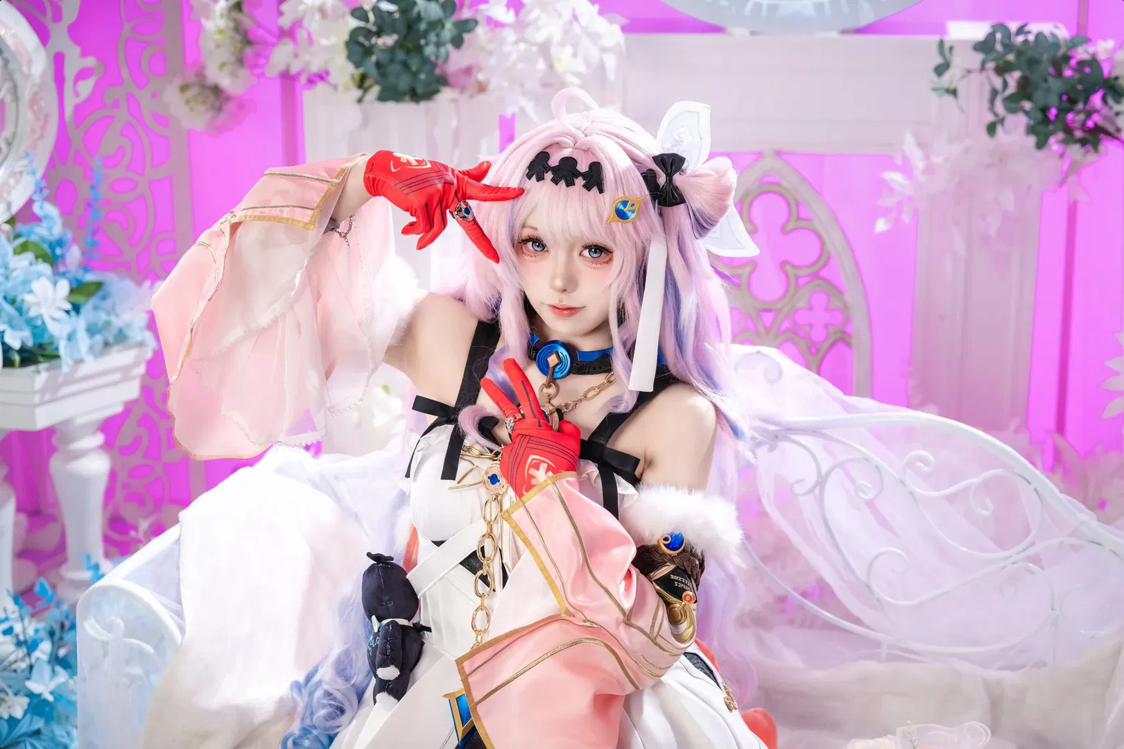 【达妮娅cos】鸣潮里的粉色梦幻少女 - 第 2 张