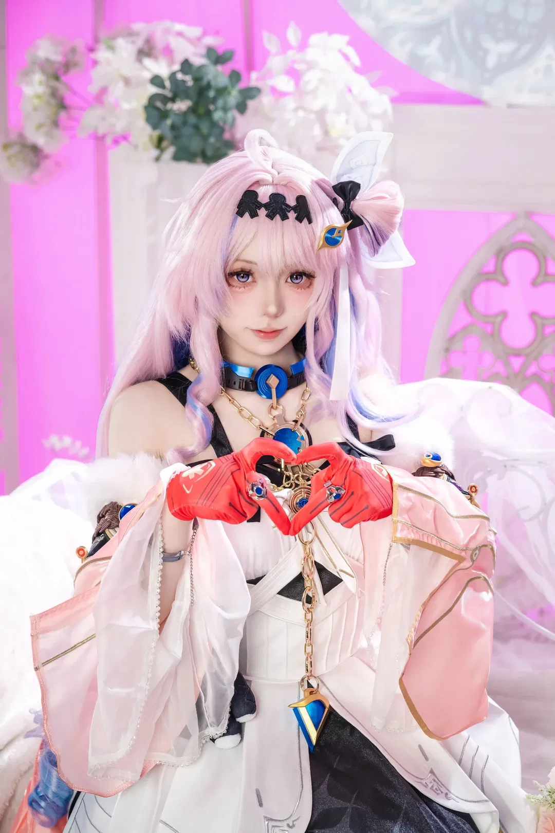 【达妮娅cos】鸣潮里的粉色梦幻少女 - 第 3 张