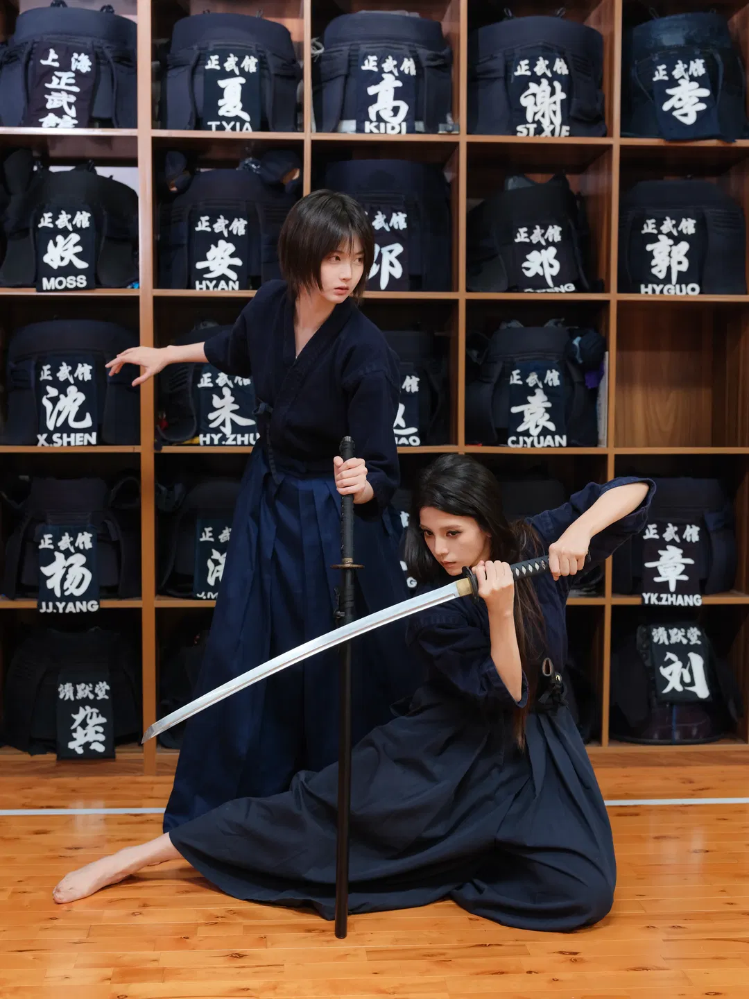 深蓝剑道服与武士刀的碰撞，记录道场里的双人氛围感 - 第 4 张