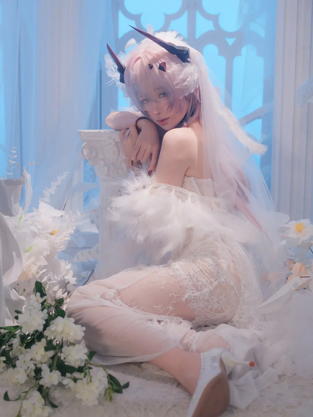 【特蕾西娅cos】明日方舟纯白羽翼婚纱造型 - 第 3 张